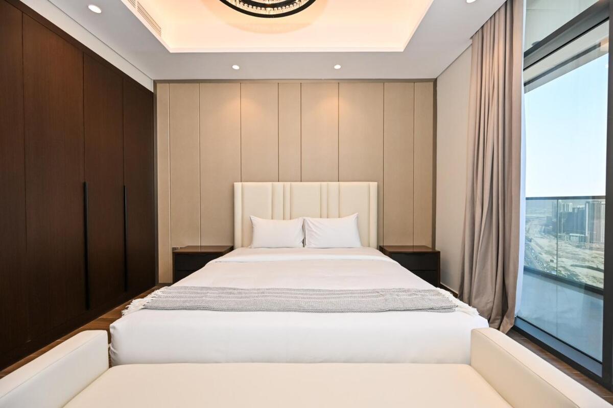 Stunning 2 Bdr Luxury Business Bay