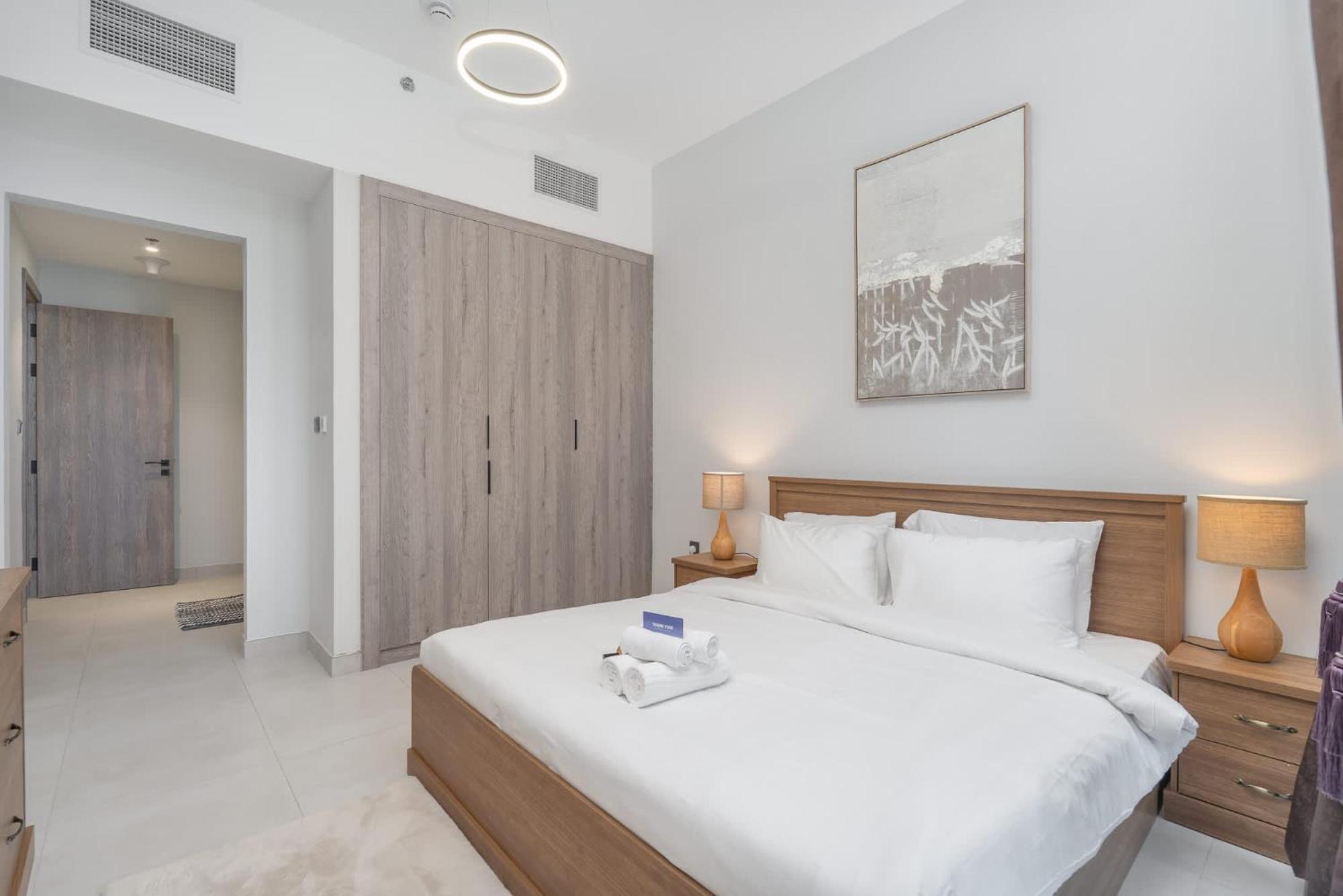 Stylish 1-bedroom Retreat In Amal Tower Sports Apartment *