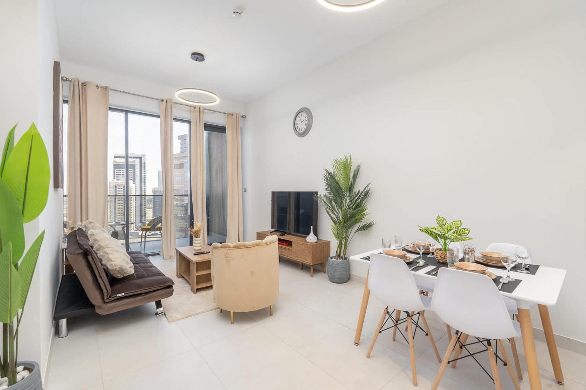 Stylish 1-bedroom Retreat In Amal Tower Sports Apartment *