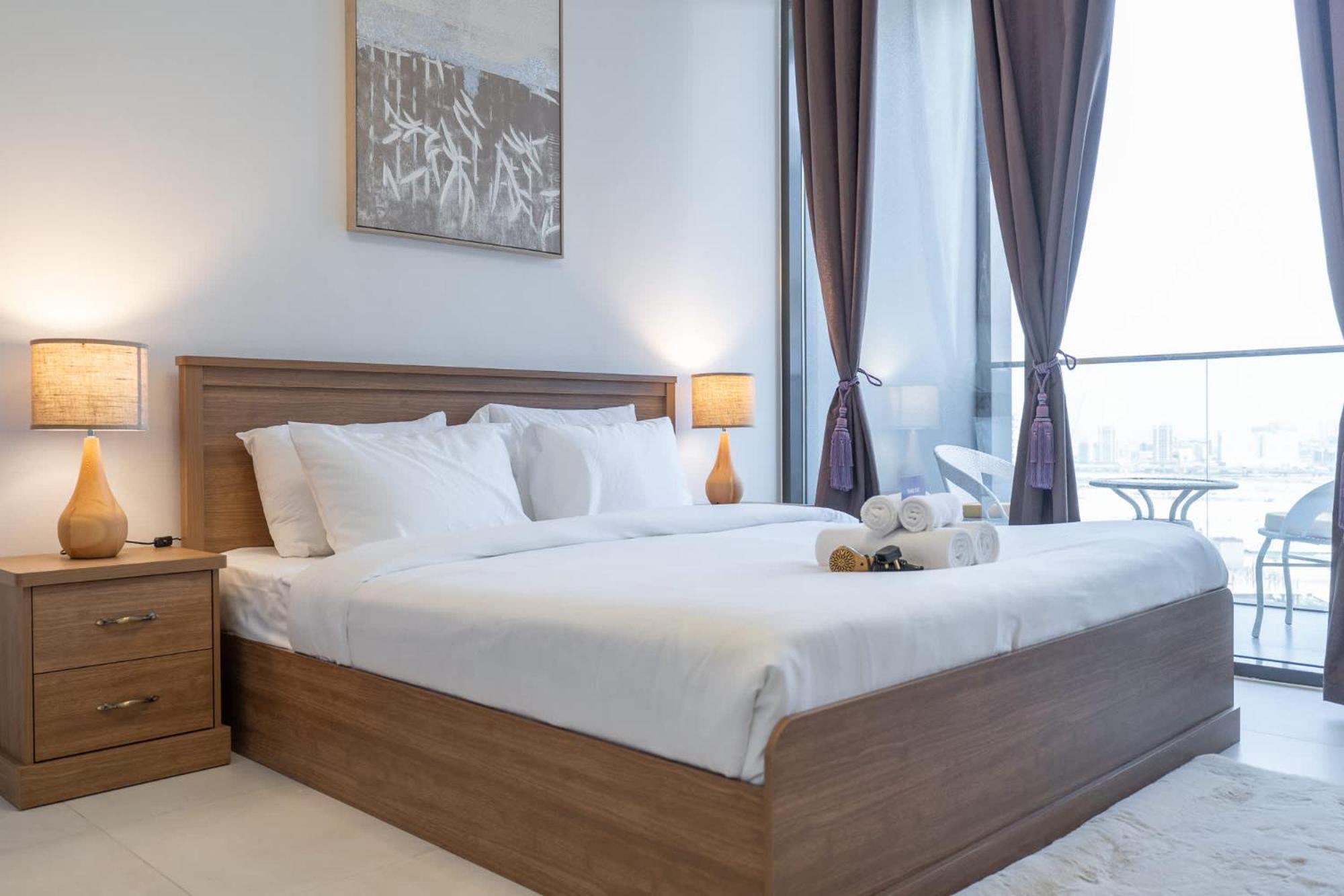 Apartment Stylish 1-bedroom Retreat In Amal Tower Sports Dubai