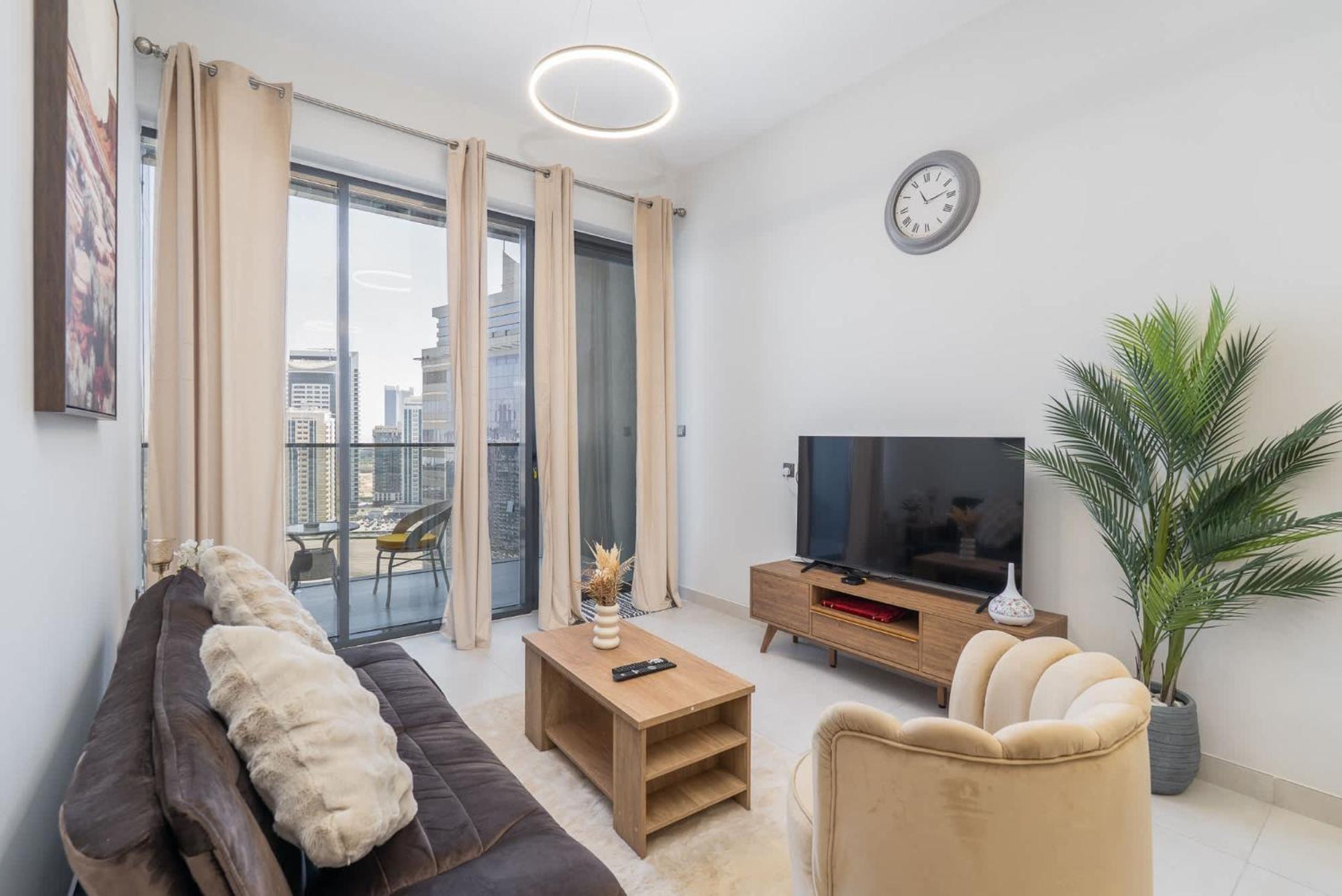 Apartment Stylish 1-bedroom Retreat In Amal Tower Sports *
