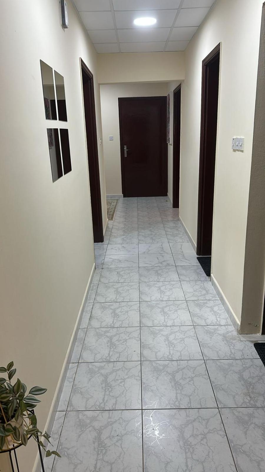 Mirdif Luxury *