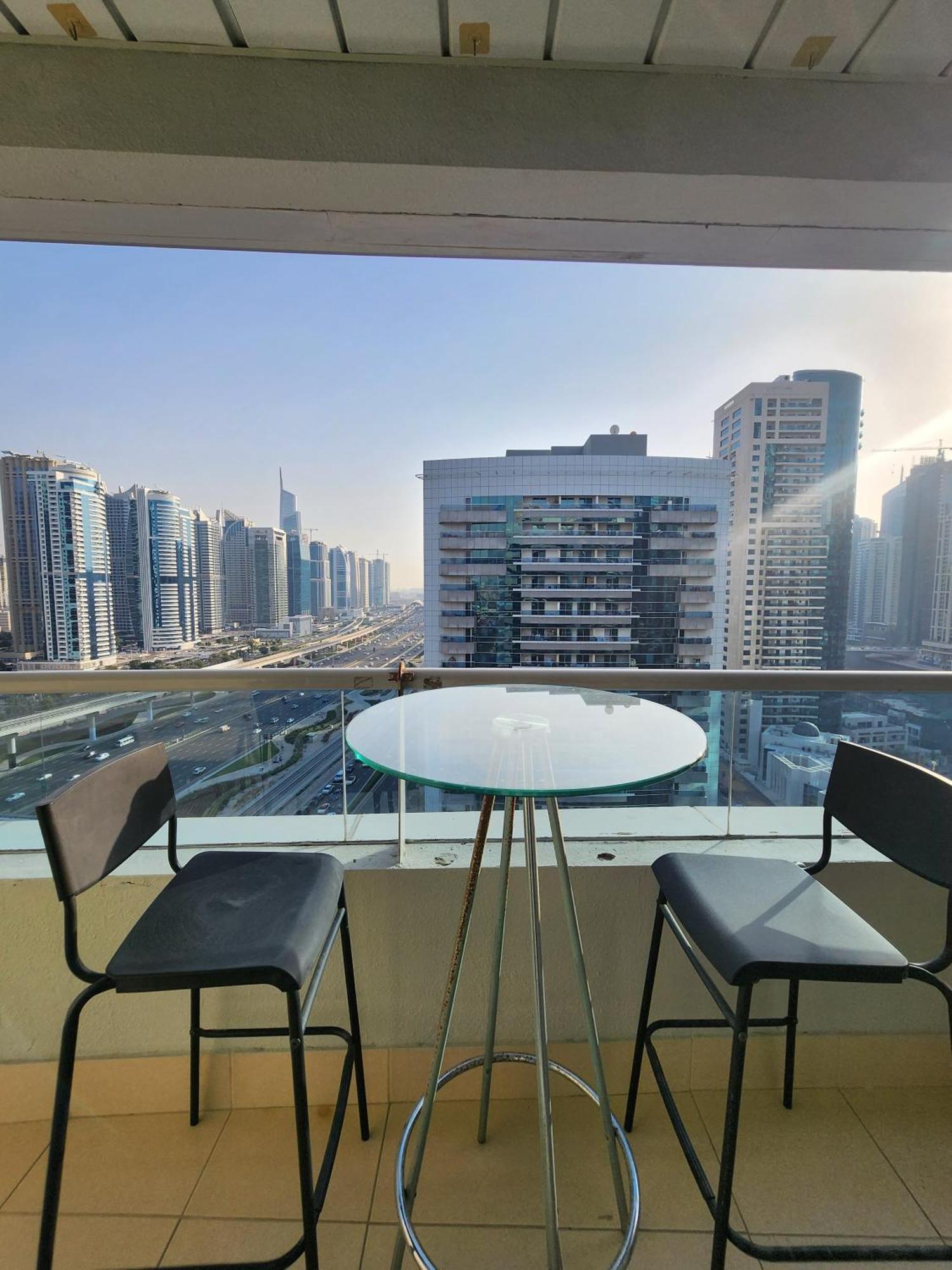 Apartment Marina Nest - Spacious One Bed In Marina With A View Near Metro And Tram