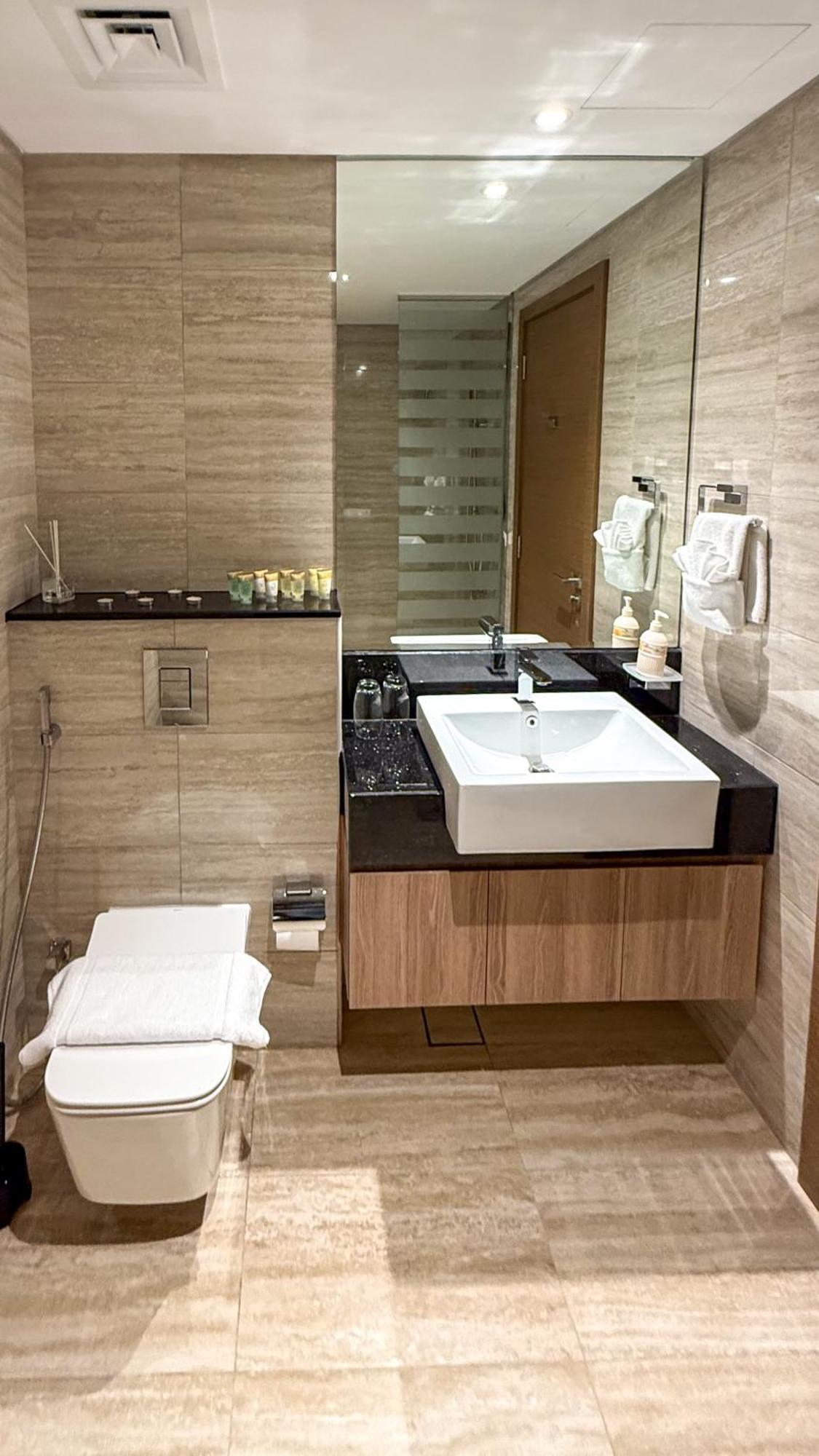 Fresh Luxury 2br With Amazing View Dubai