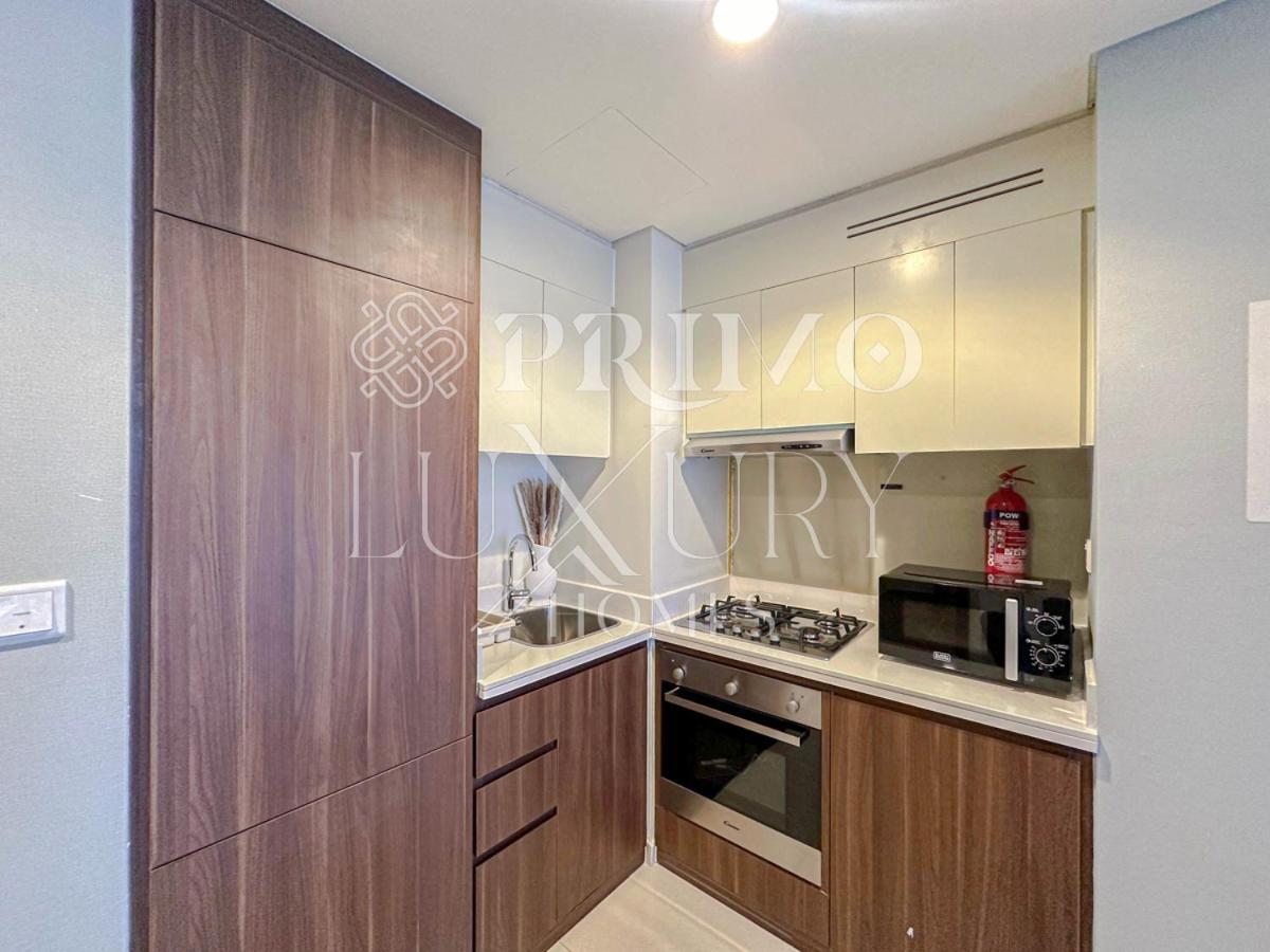 Premium 2-bedroom Living In Reva Residences, Apartment Dubai