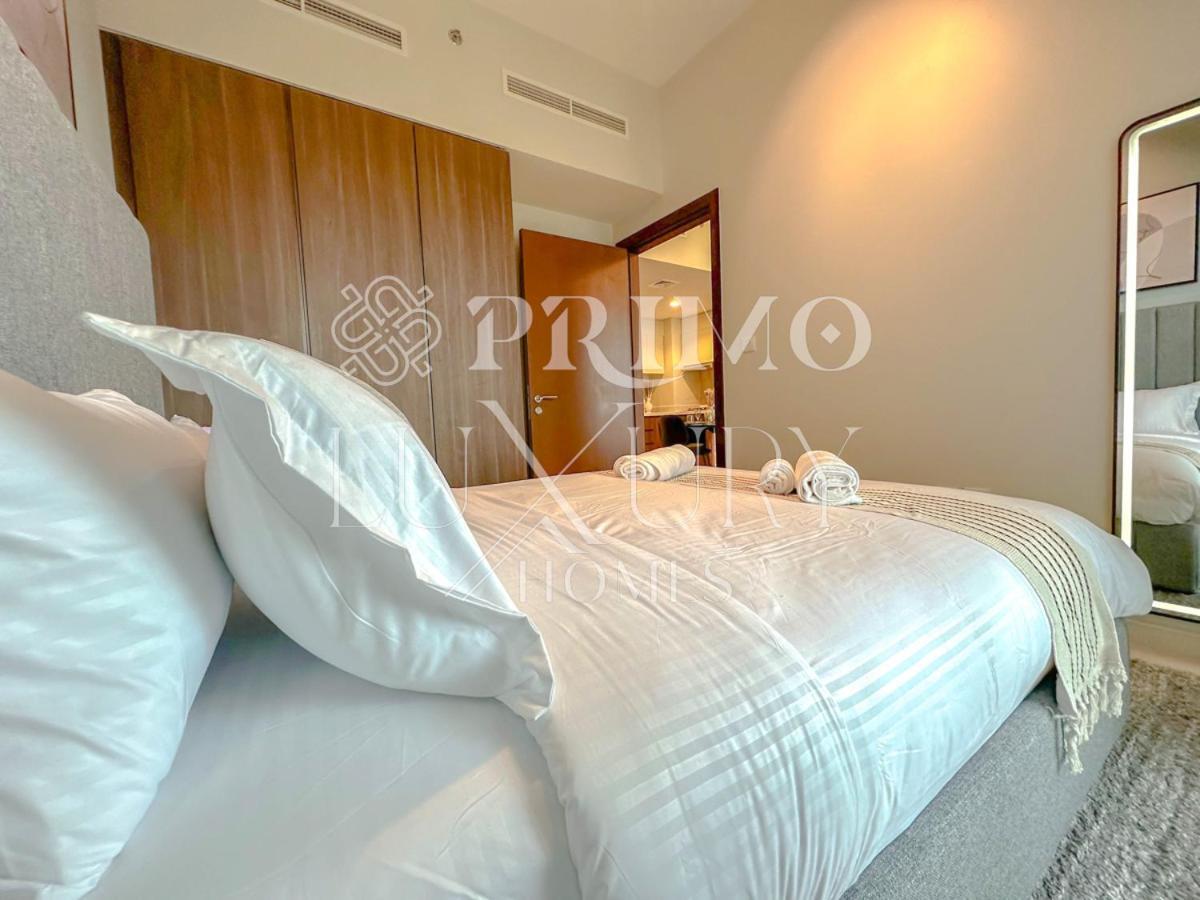 Premium 2-bedroom Living In Reva Residences, Apartment Dubai