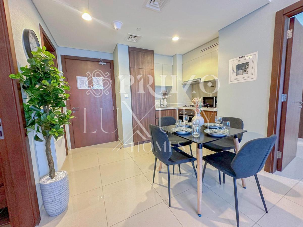 Apartment Premium 2-bedroom Living In Reva Residences,
