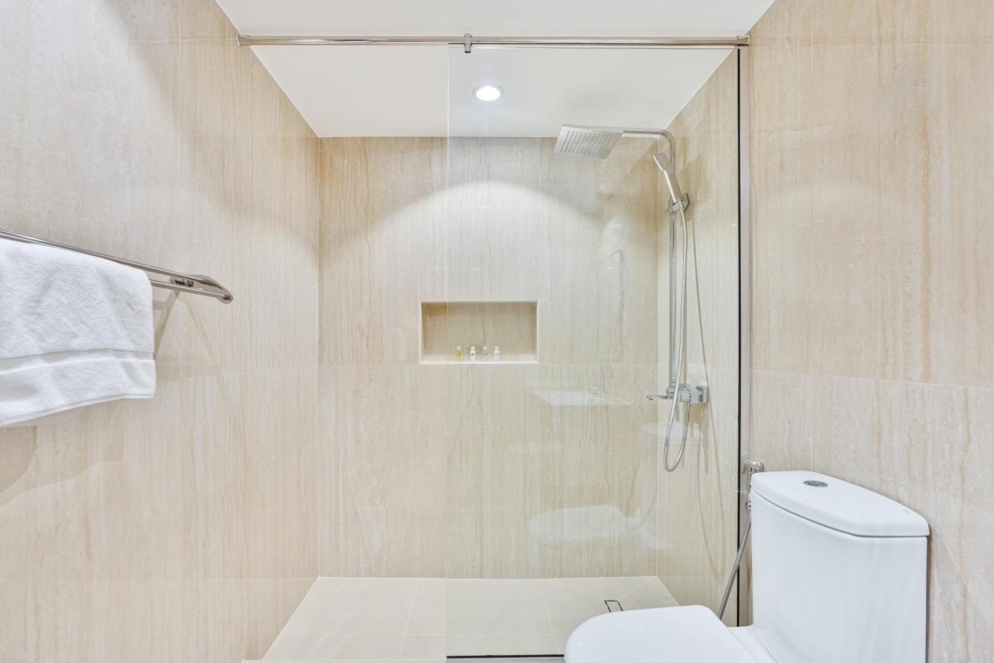 Vibrant 1br With Burj Khalifa View