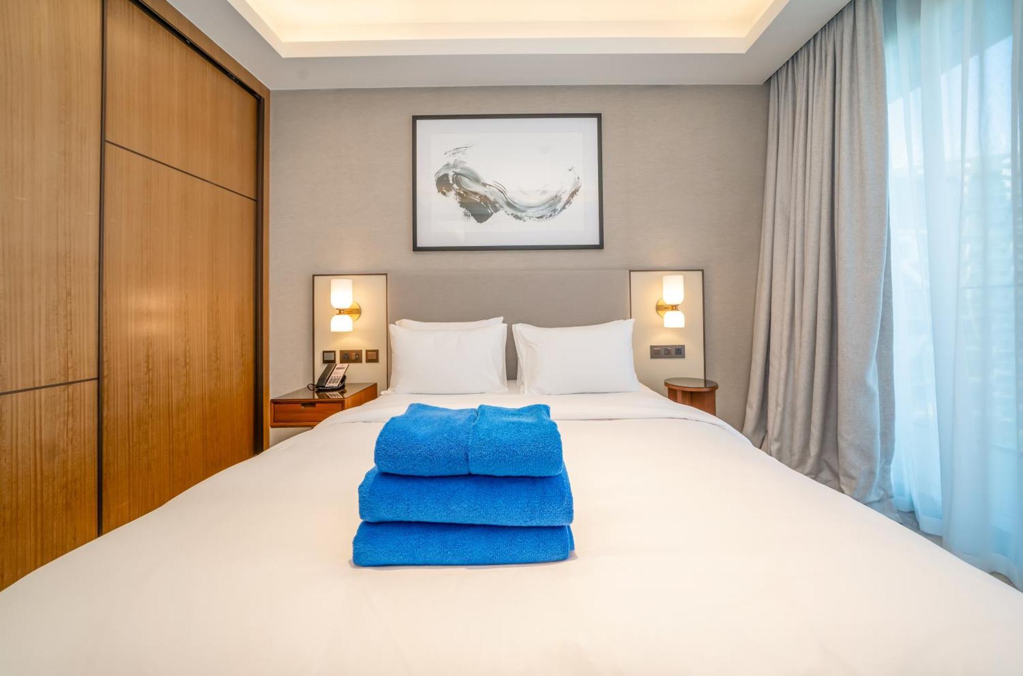 Newarabian 3 Bedroom Address Opera Downtown *