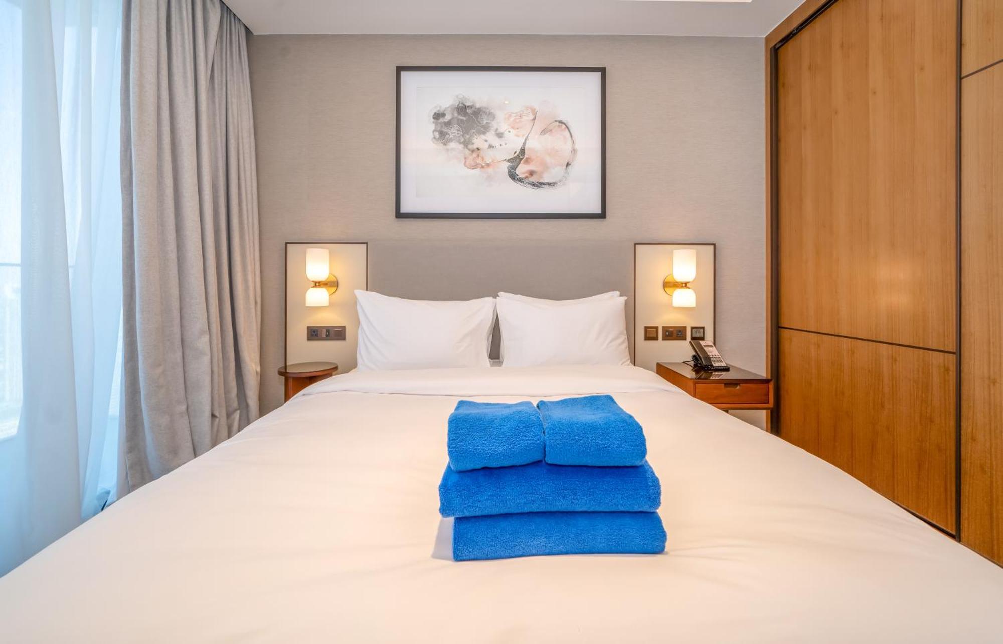 Newarabian 3 Bedroom Address Opera Downtown *