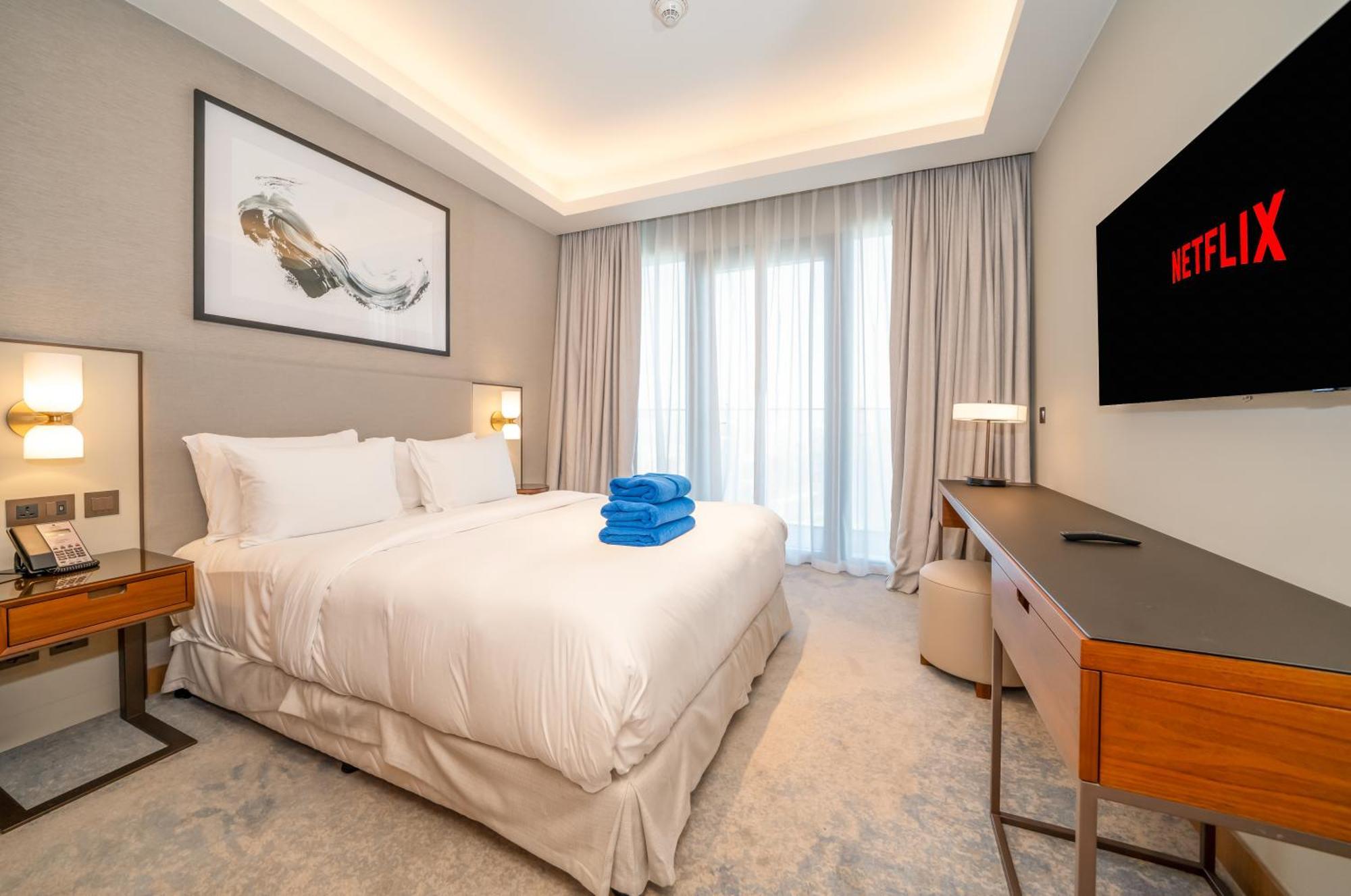 Newarabian 3 Bedroom Address Opera Downtown Apartment Dubai