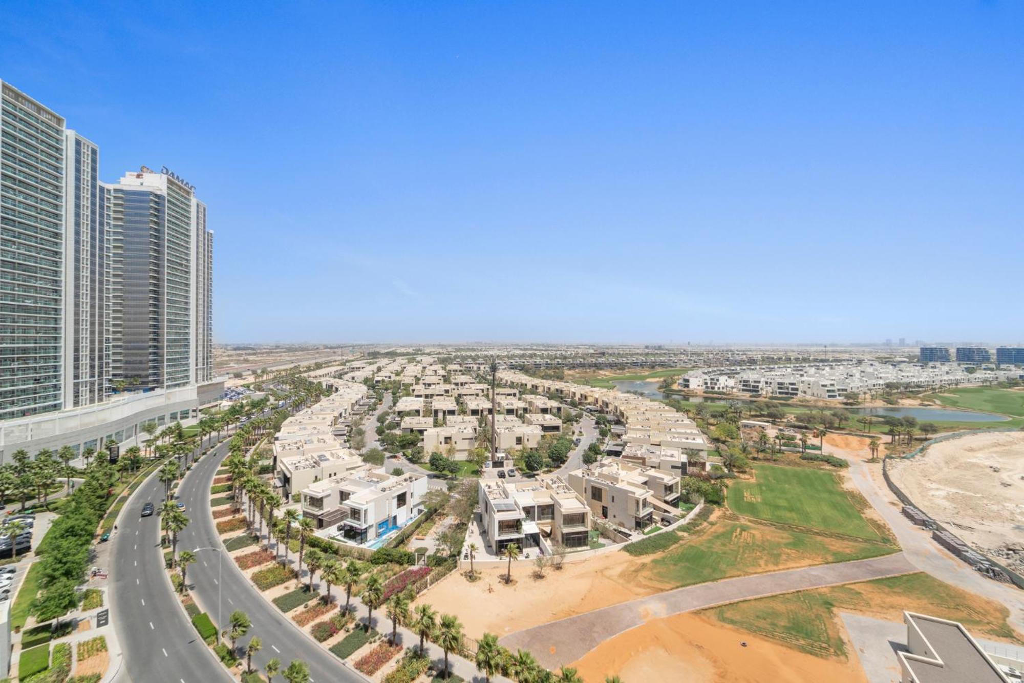 Modern 1br At Golf A In Damac Hills Near Golf Apartment