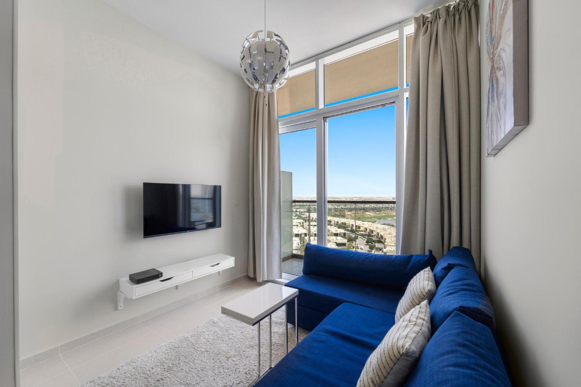 Apartment Modern 1br At Golf A In Damac Hills Near Golf *