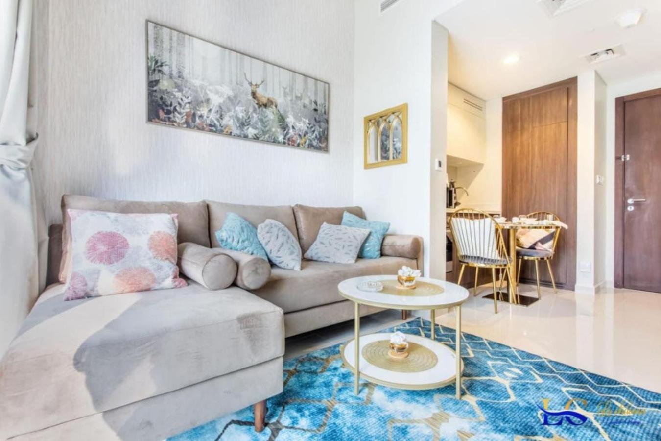 Luxurious 1 Bed In Business Bay Apartment *