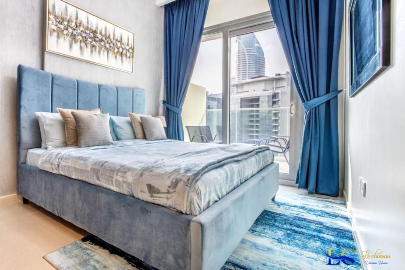 Luxurious 1 Bed In Business Bay Apartment *