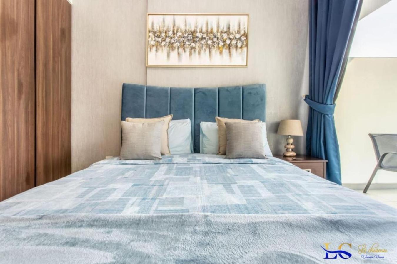 Luxurious 1 Bed In Business Bay Apartment *