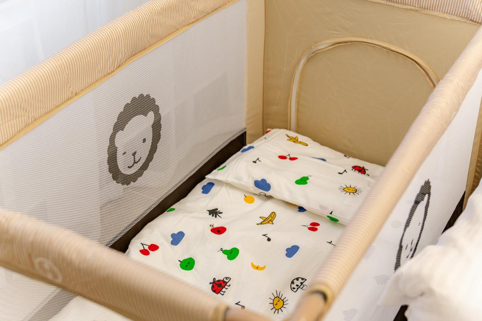 Wake Up To Yacht Views - 1br With Private Access & Baby Gear Apartment *