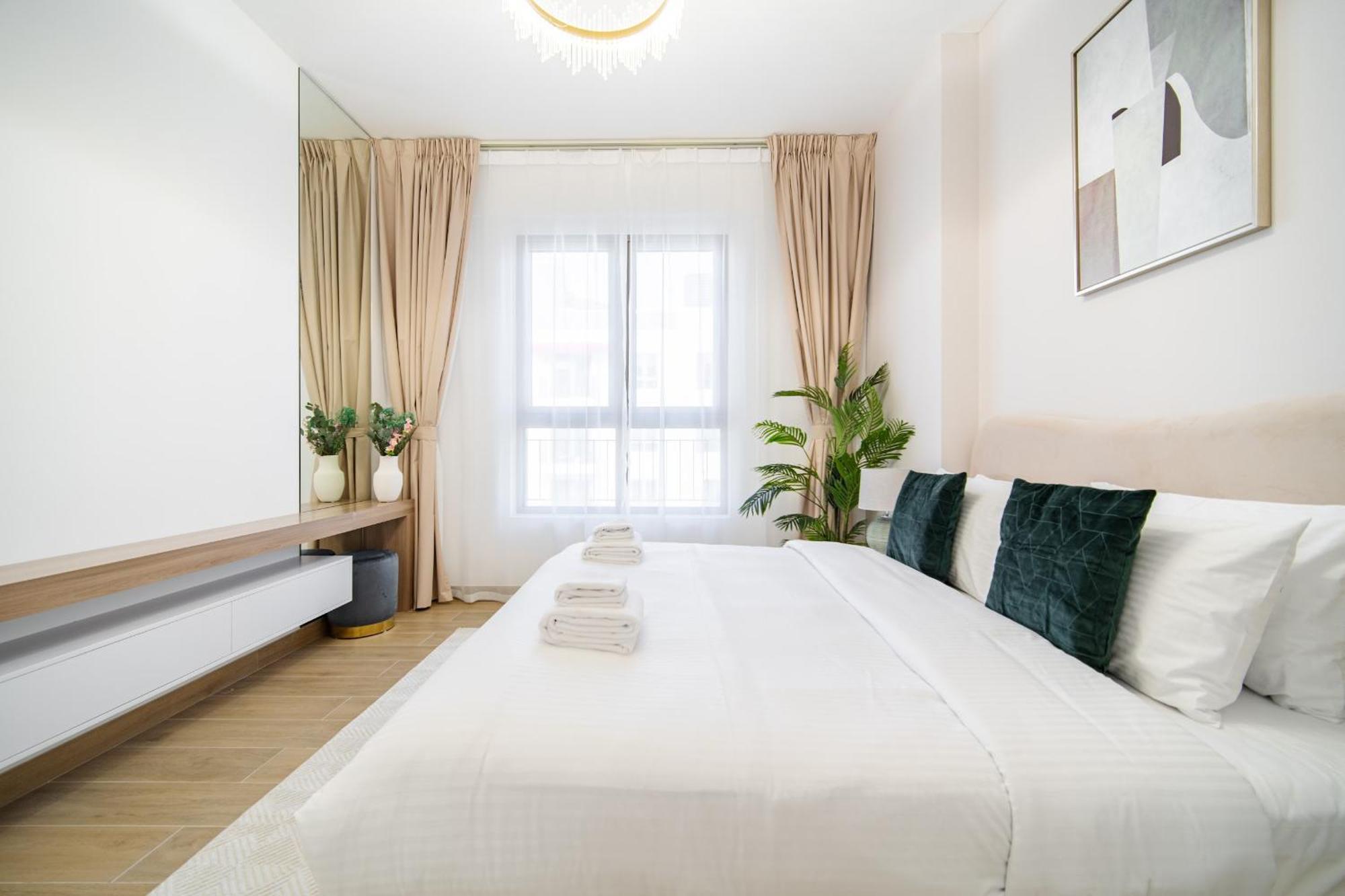 Apartment Wake Up To Yacht Views - 1br With Private Access & Baby Gear Dubai
