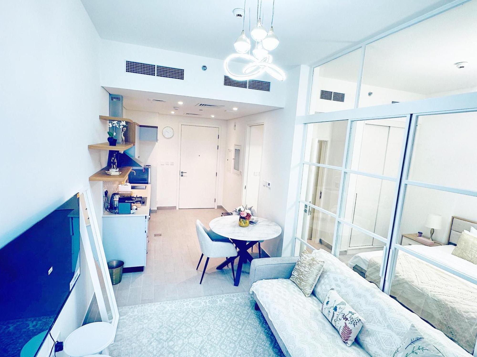 Brand New Golf View - Luxe Nest At Hills One Bedroom Dubai