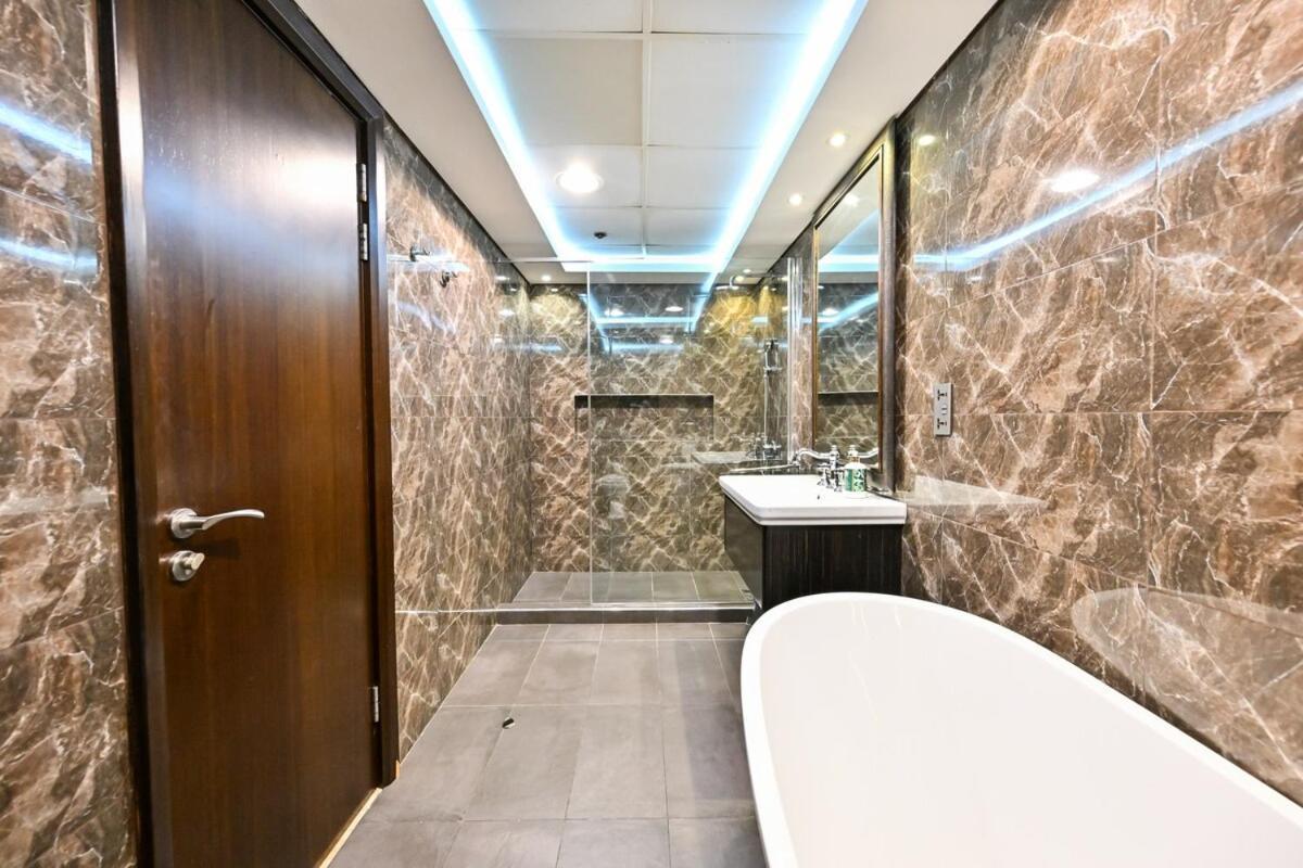The Lofts East Unique 1br Boulevard Views Close To Mall * Dubai