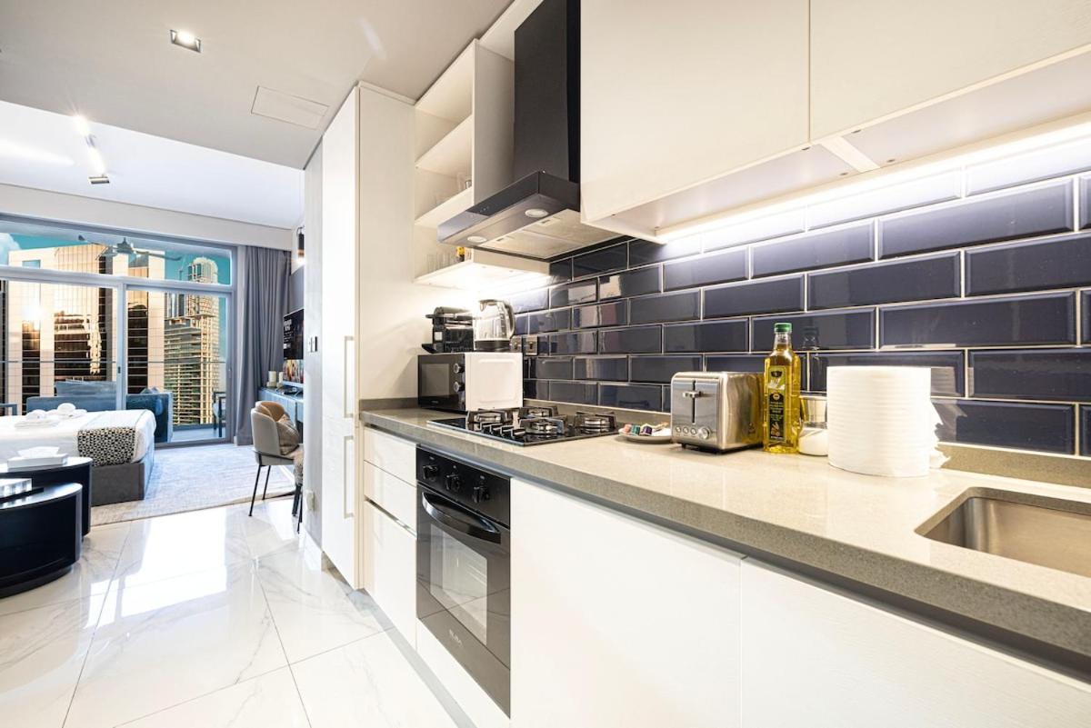 Cosy Studio, 7-min Walk Burj Khalifa And Mall Apartment *