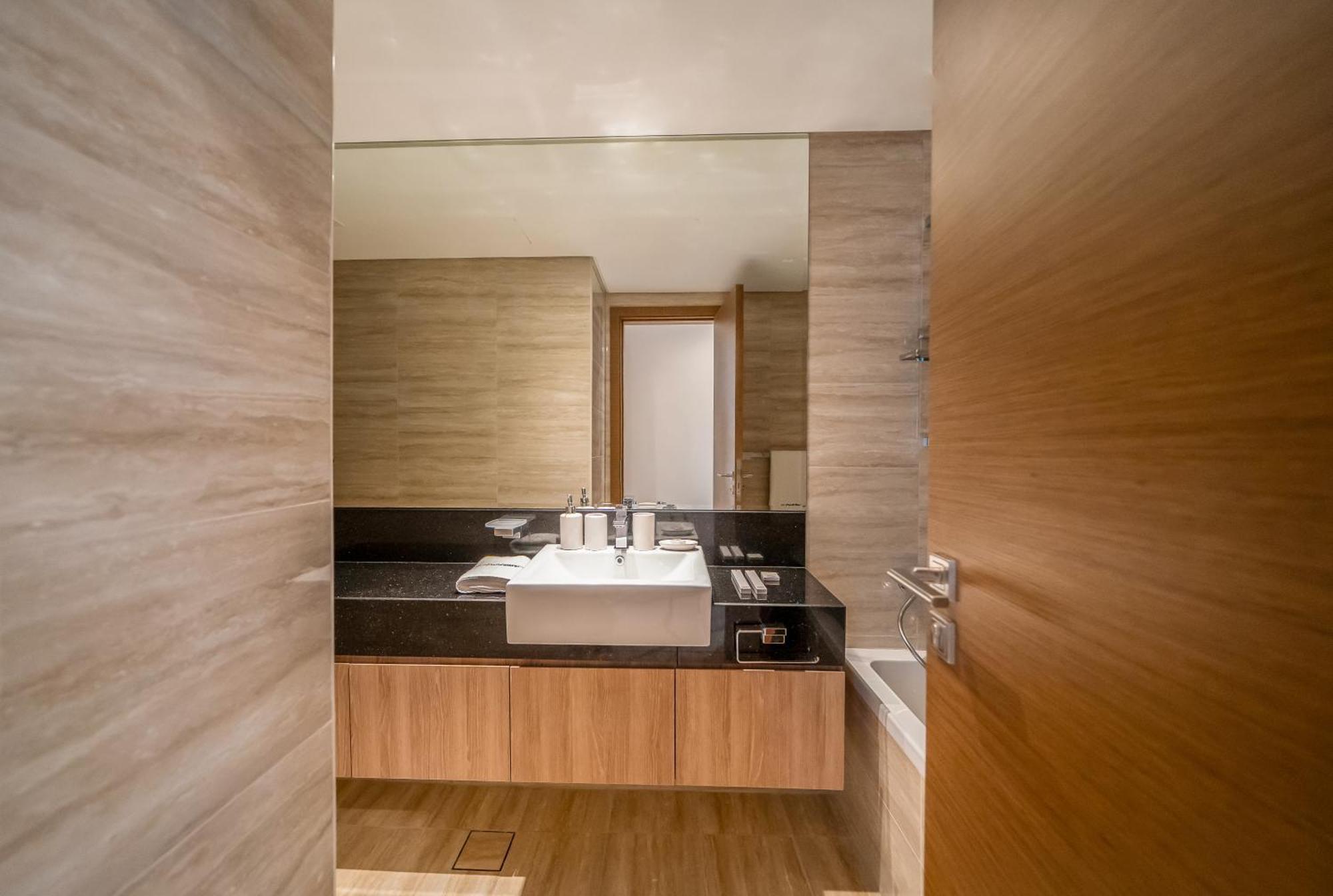 Homesgetaway-cozy Luxury 1br I Missoni Urban Oasis Apartment Dubai