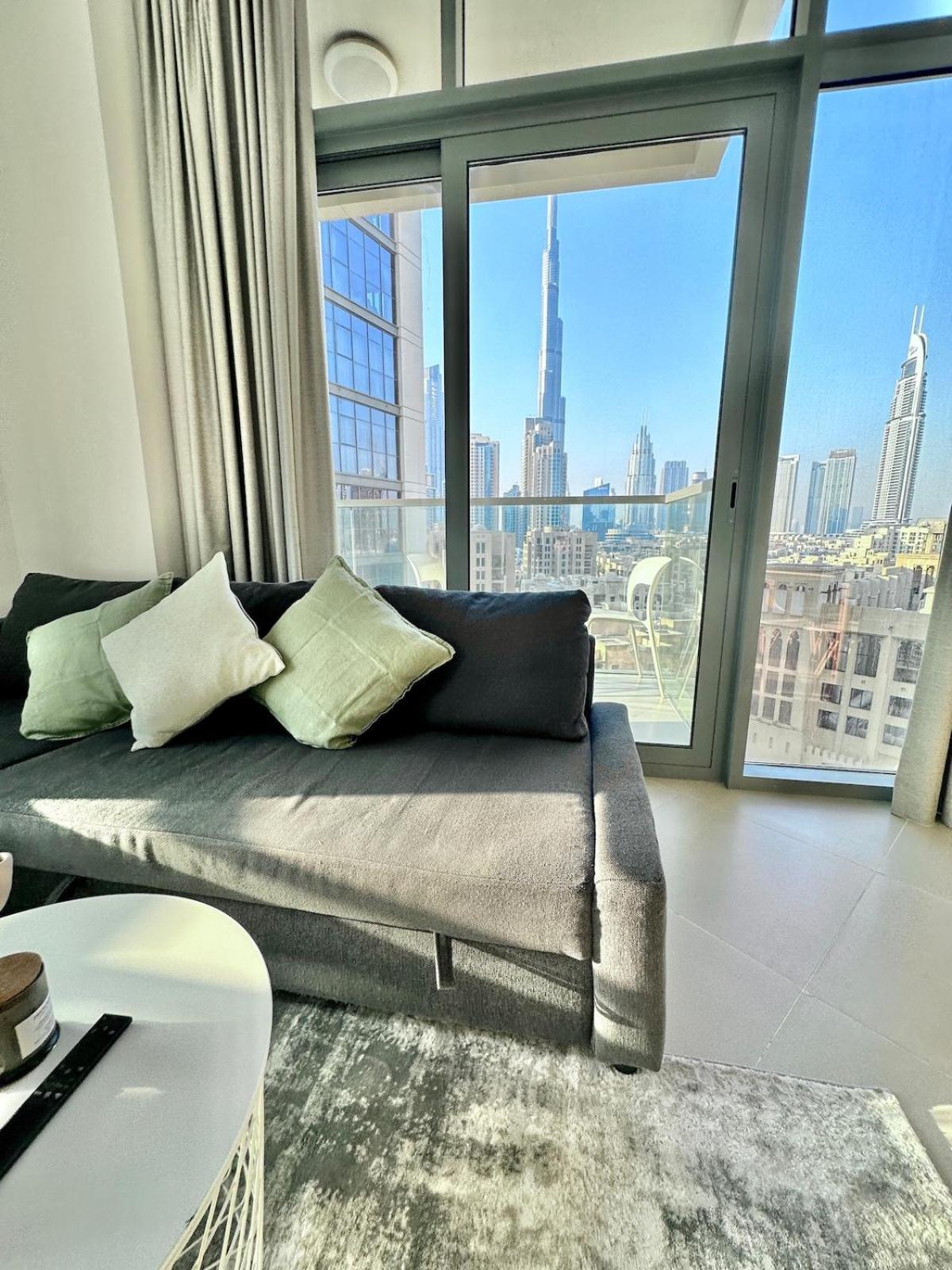 Dreamy 1 Bed With Burj Khalifa Views! * Dubai