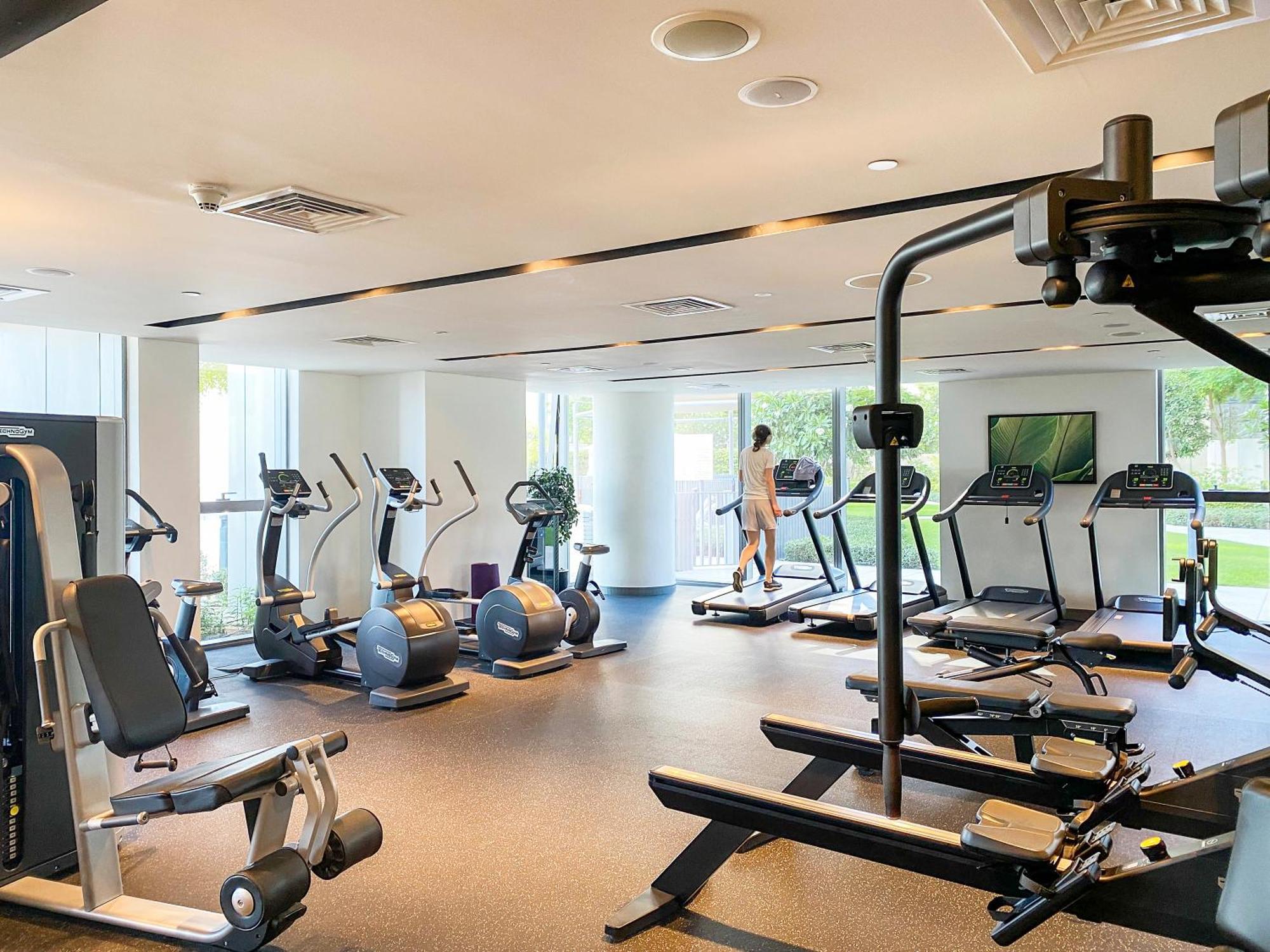 2br Blvd Point With Direct Access To Mall * Dubai