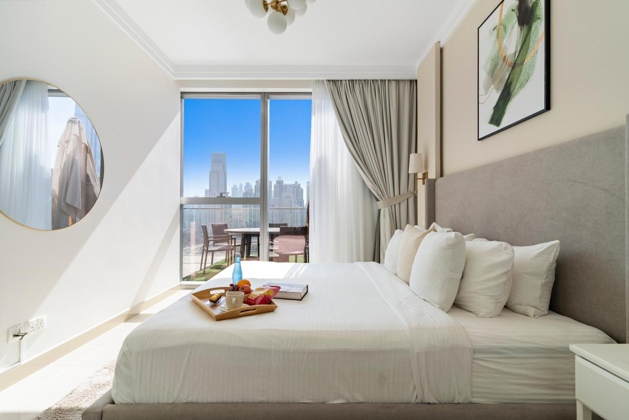 2br Blvd Point With Direct Access To Mall *