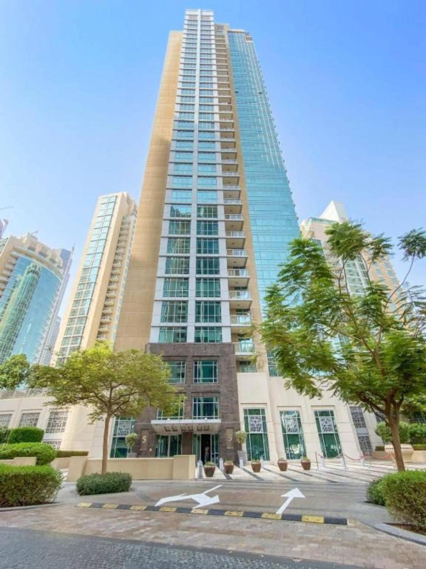 Prime Downtown 2br Retreat Apartment