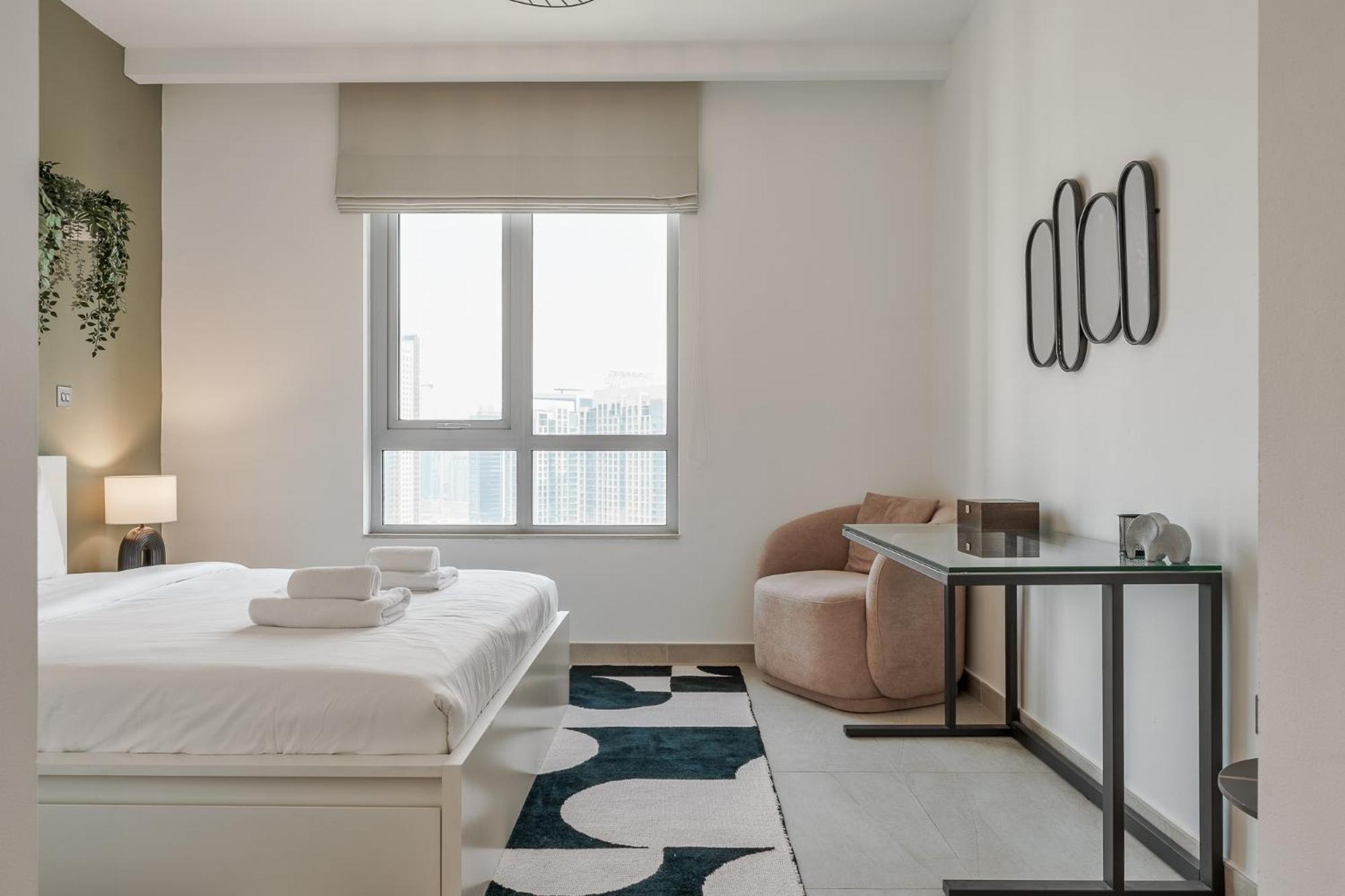 Prime Downtown 2br Retreat Dubai