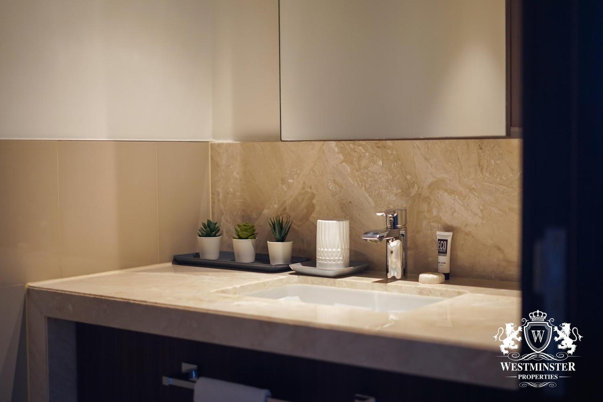 Westminster Boulevard Point Apartment Dubai