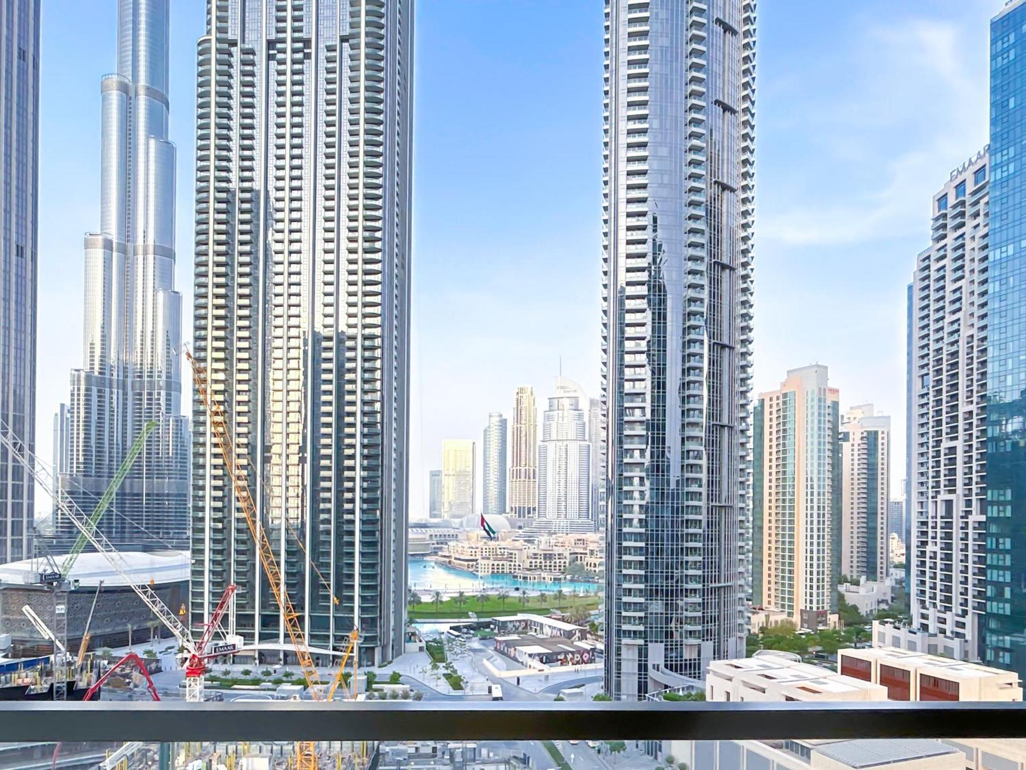 Luxurious 2br In Burj Crown With Burj Khalifa View * Dubai