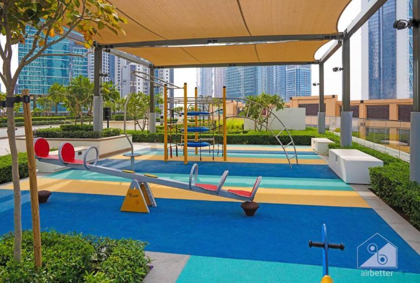 Luxurious 2br In Burj Crown With Burj Khalifa View