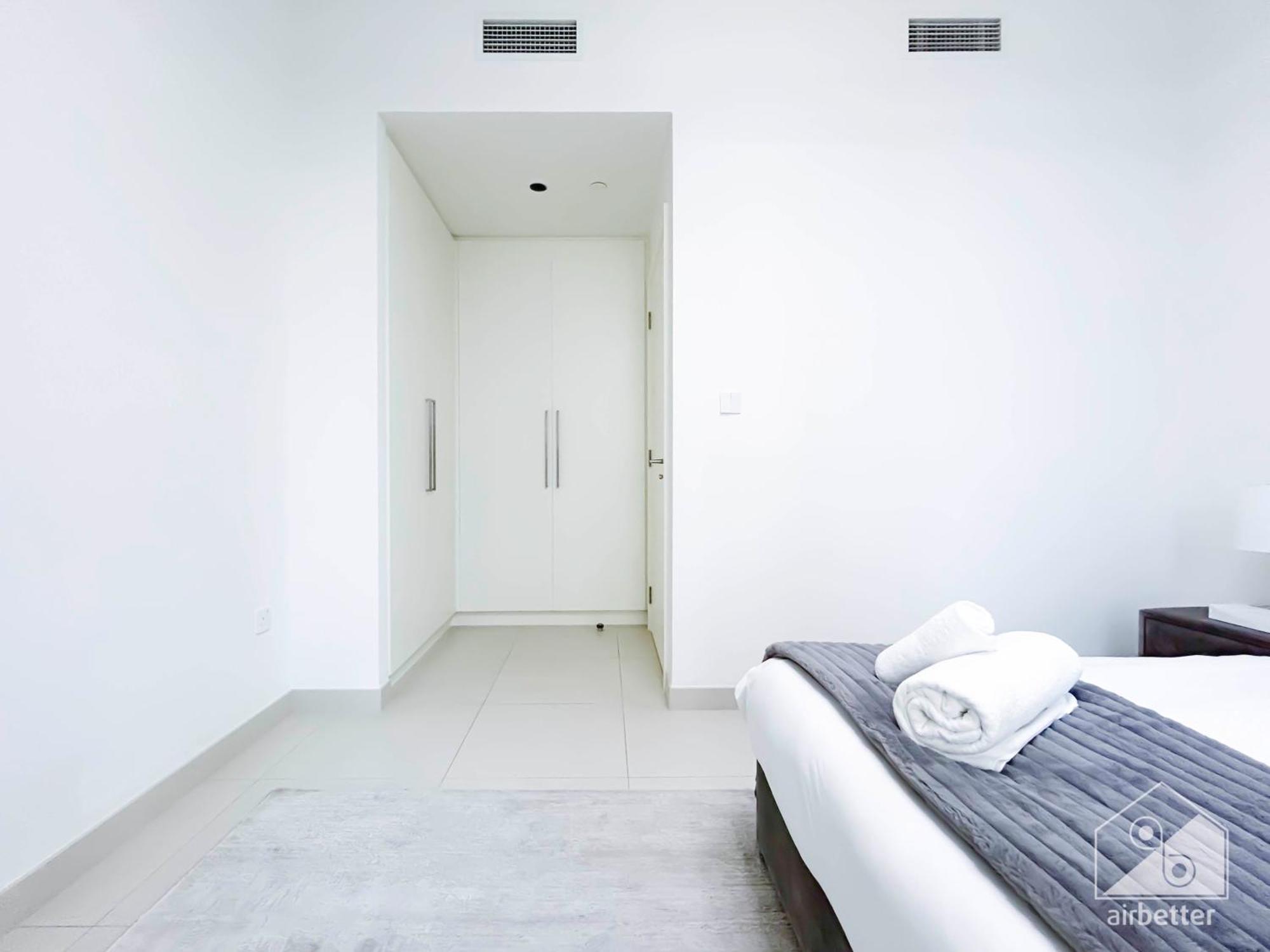 Luxurious 2br In Burj Crown With Burj Khalifa View Apartment Dubai
