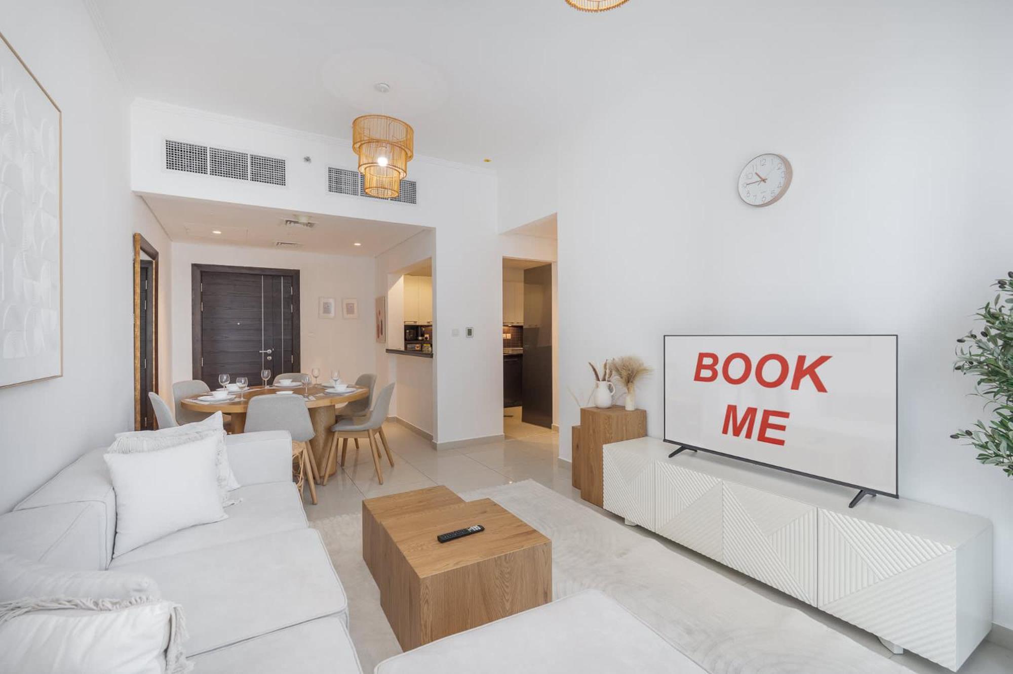 Contemporary 2-bedroom In Silverene Apartment Dubai