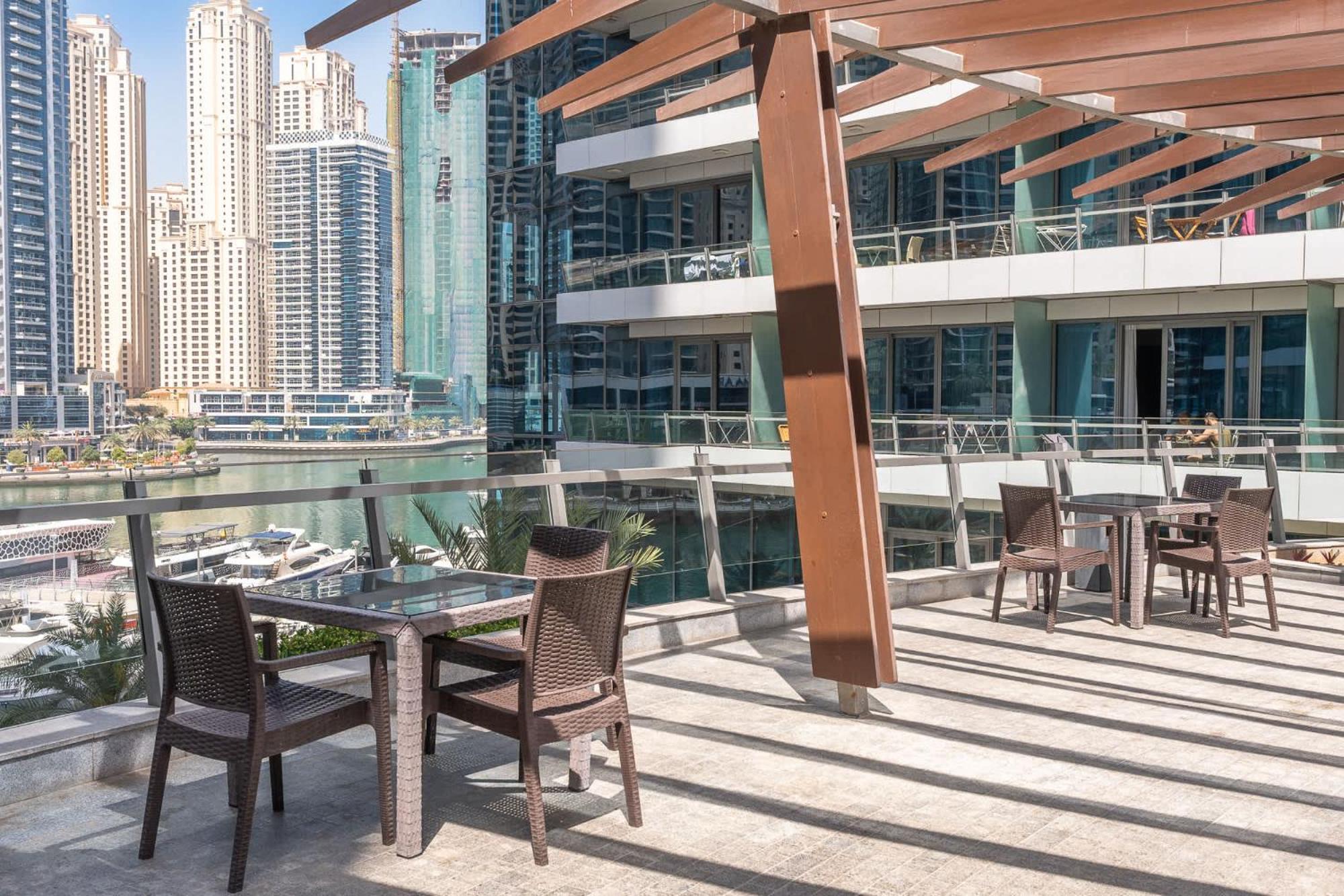 Apartment Contemporary 2-bedroom In Silverene Dubai