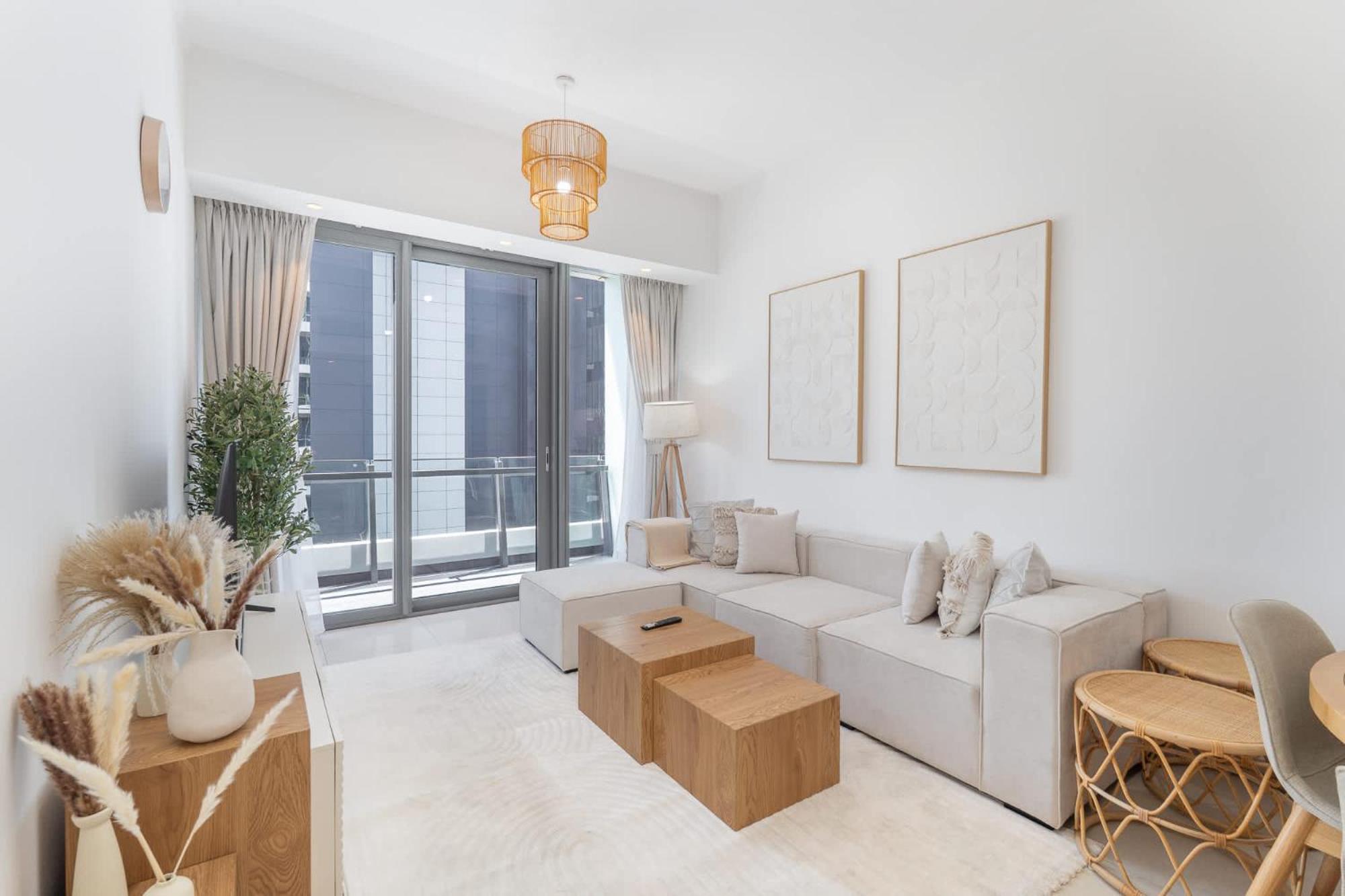 Contemporary 2-bedroom In Silverene Apartment