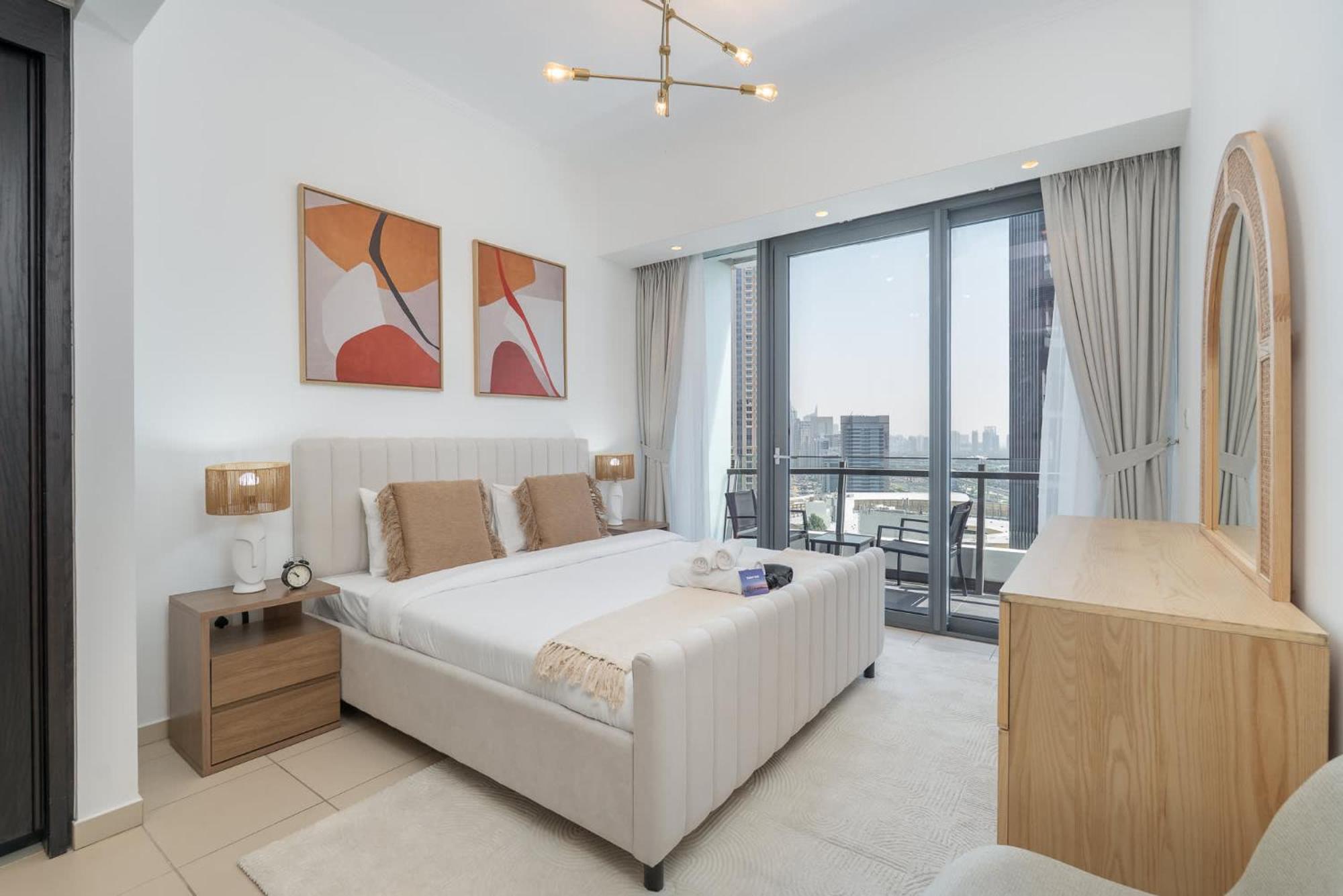 Contemporary 2-bedroom In Silverene Dubai