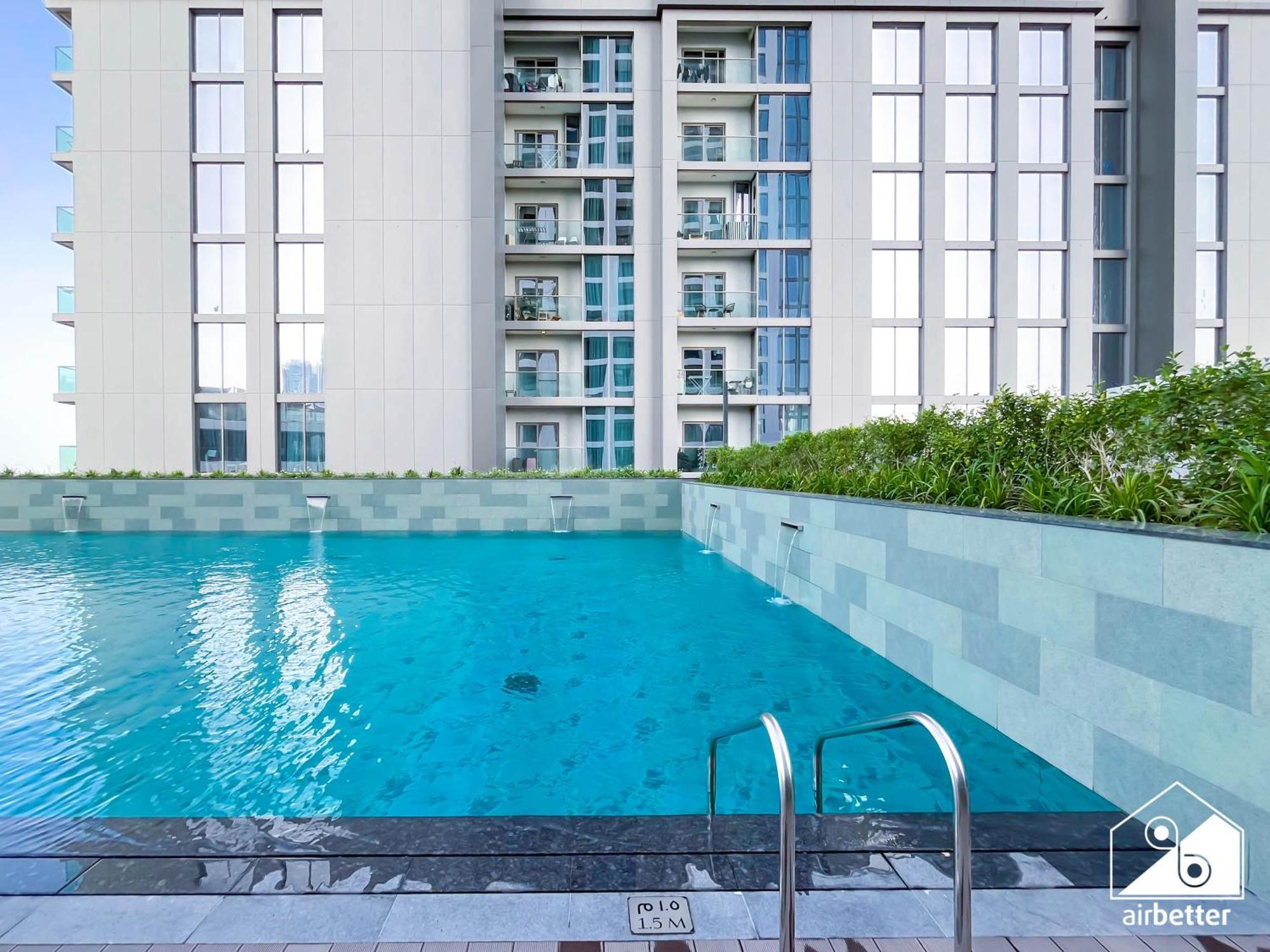 Modern 2b With Pool Acess Sobha Creek