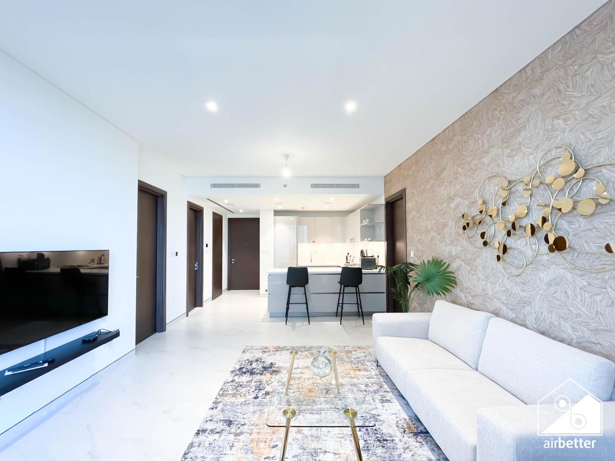 Modern 2b With Pool Acess Sobha Creek Dubai