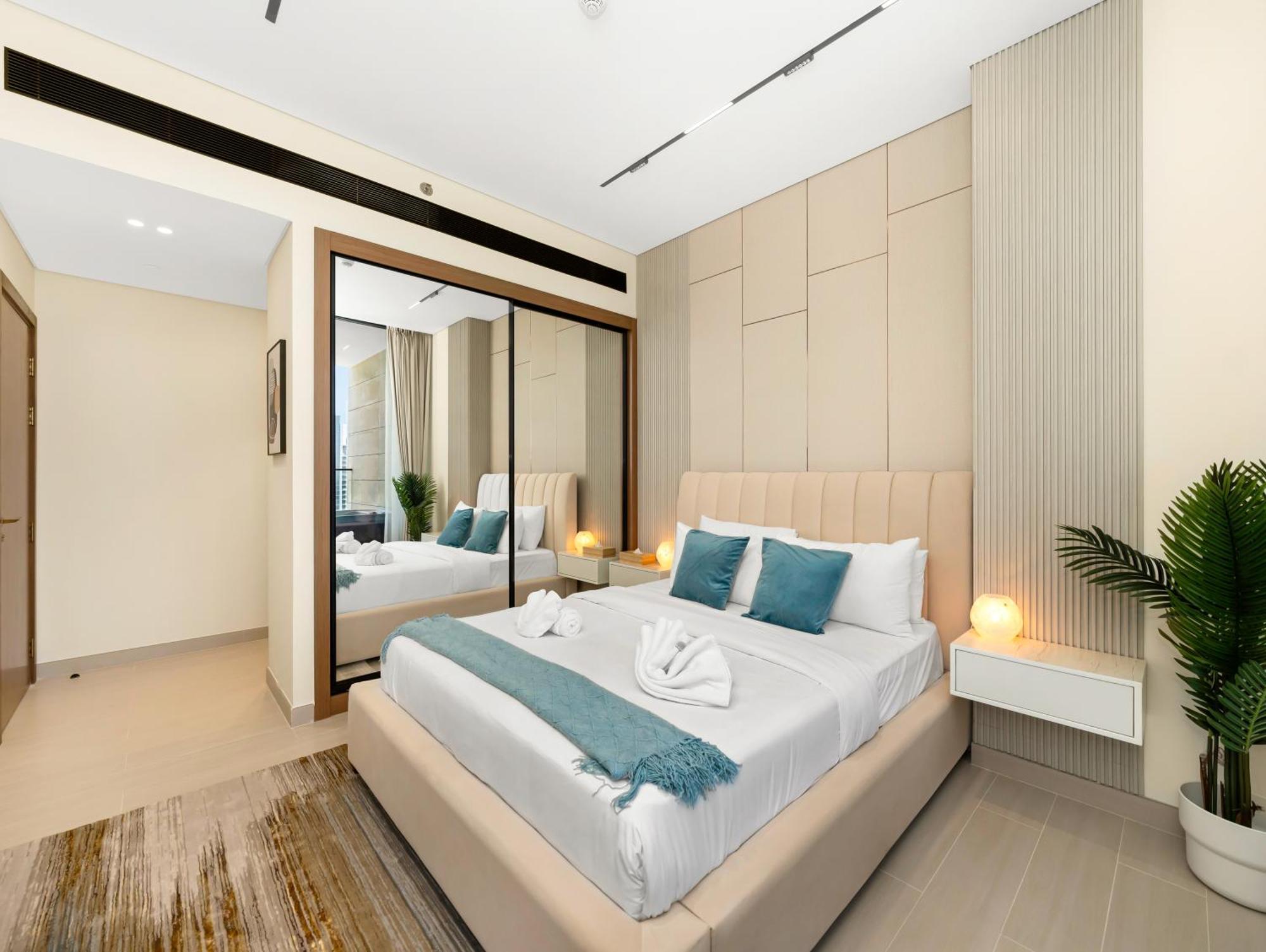 Exclusive 1bd With Burj View & Private Jacuzzi Apartment
