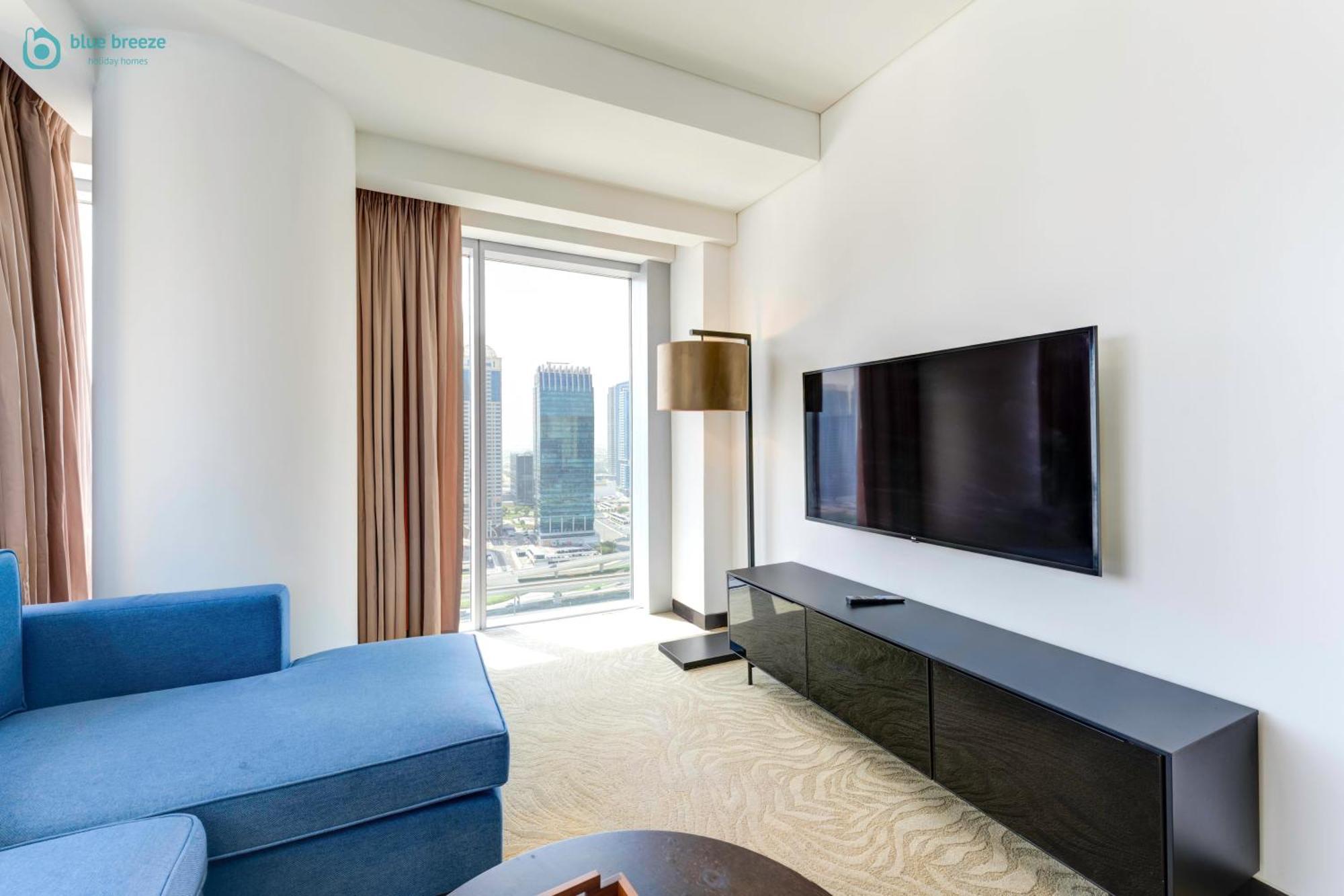 Blue Breeze - The Address Marina Mall * Dubai