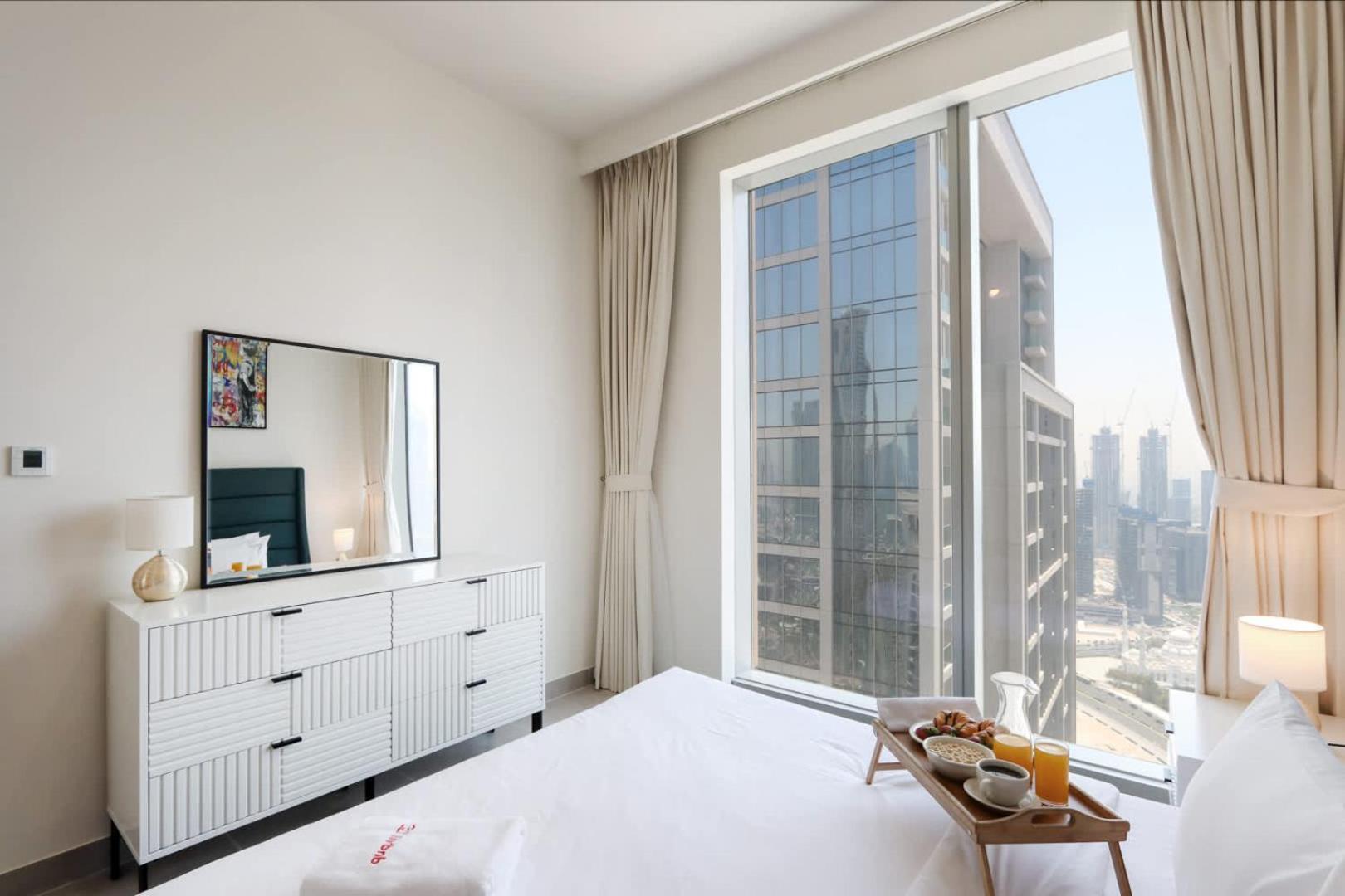 Livbnb-upgraded 3b Maid's, Opera District View Apartment Dubai