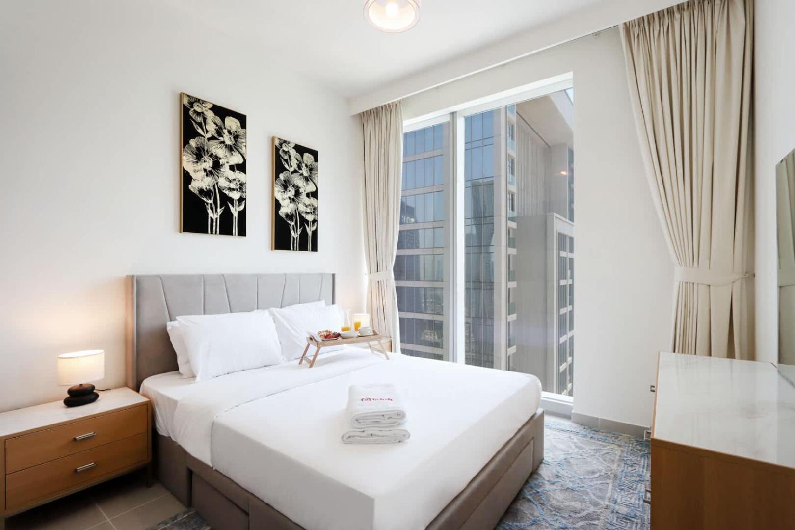 Livbnb-upgraded 3b Maid's, Opera District View Apartment Dubai