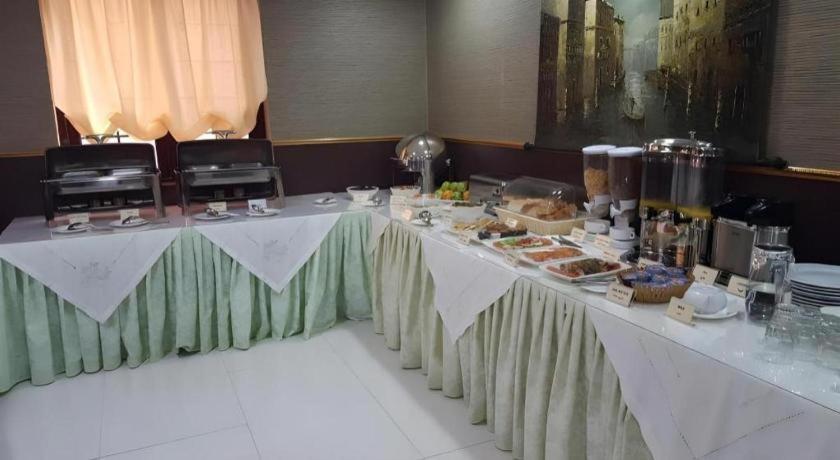 Eureka Hotel 2*