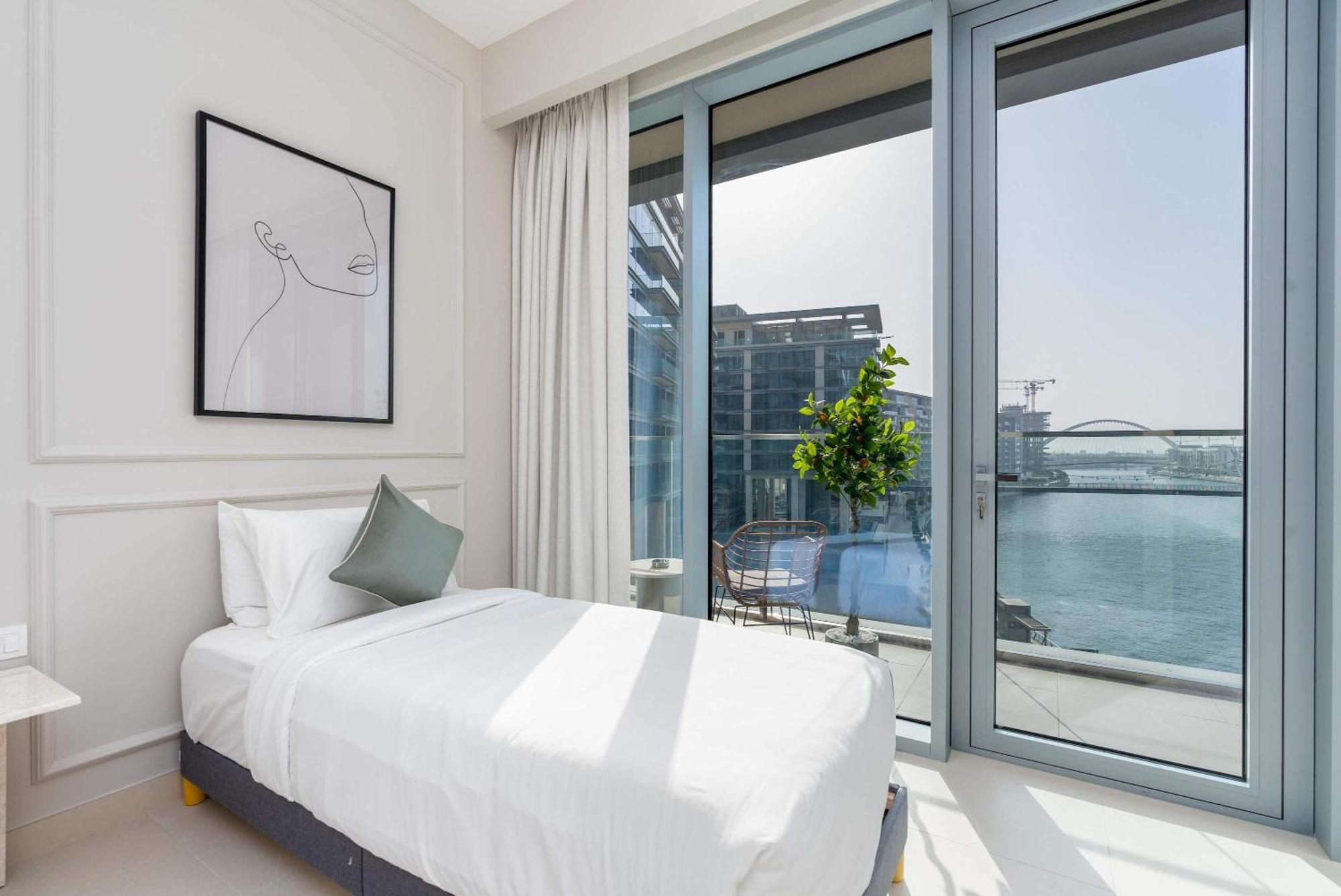 Apartment Luxury 2br And Study Water View In Al Wasl Dubai