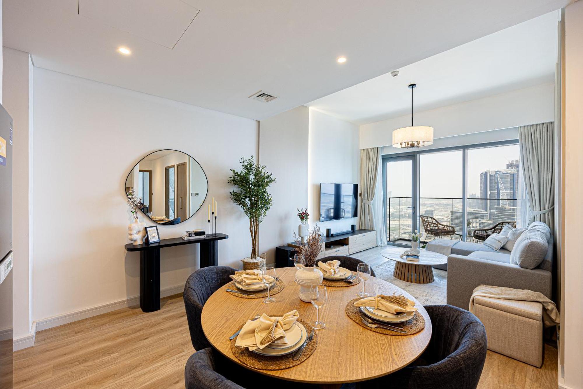 Apartment Luxury 2br Prime Downtown 5 Min Walk To Burj Khalifa And Mall