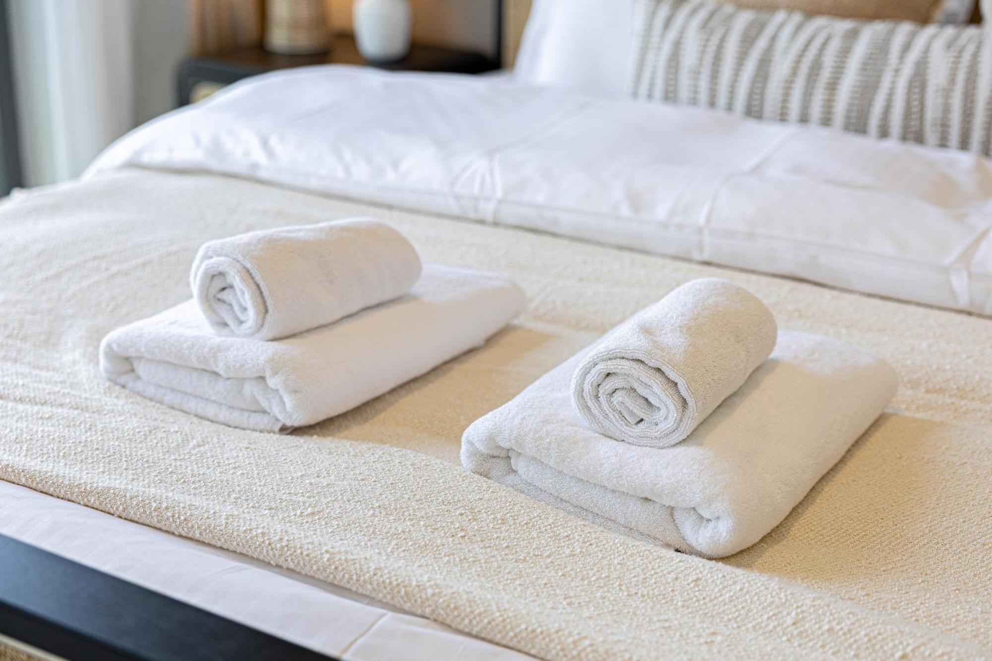 Luxury 2br Prime Downtown 5 Min Walk To Burj Khalifa And Mall *
