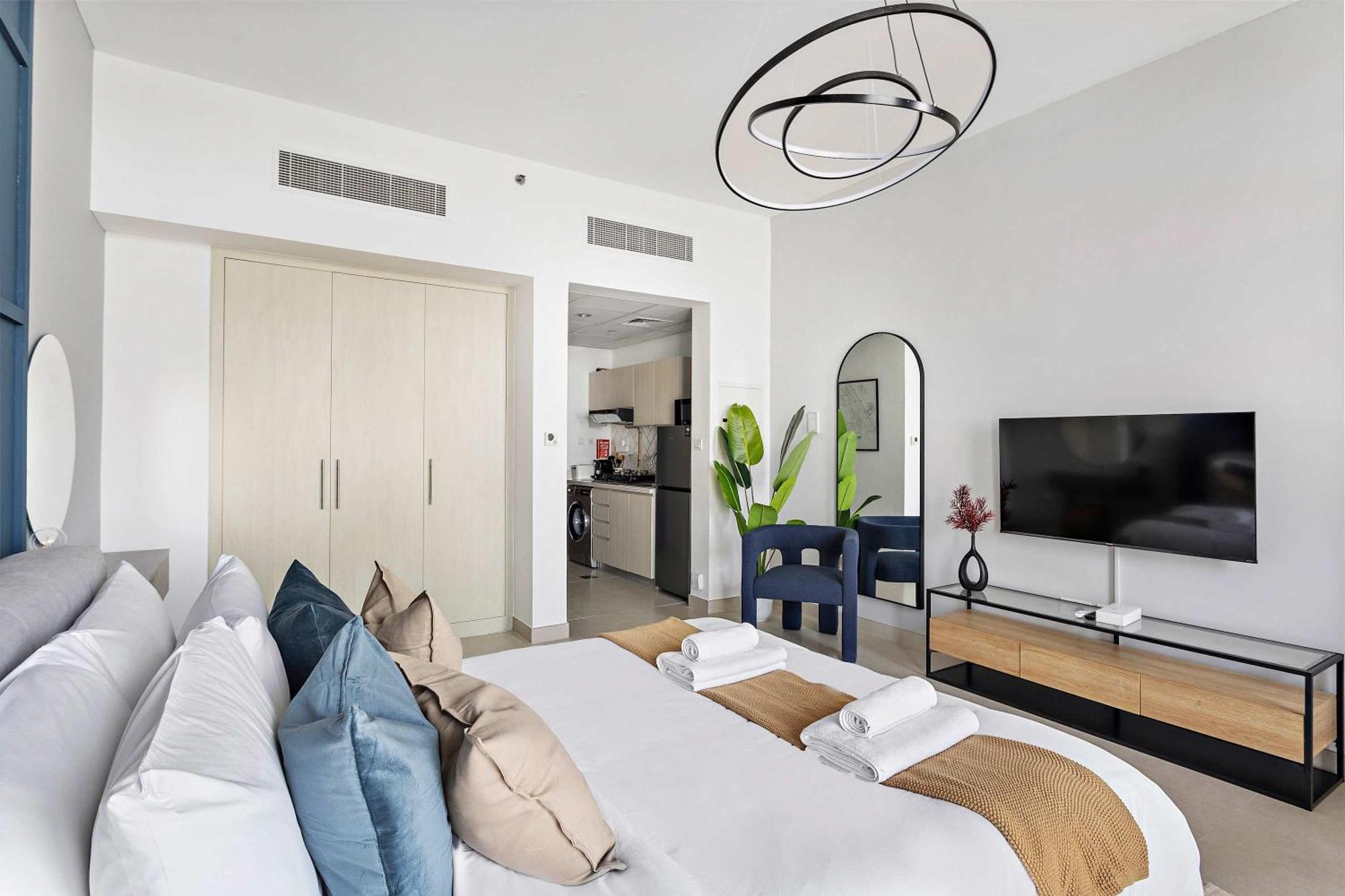 Silkhaus Luxury Near Sport * Dubai